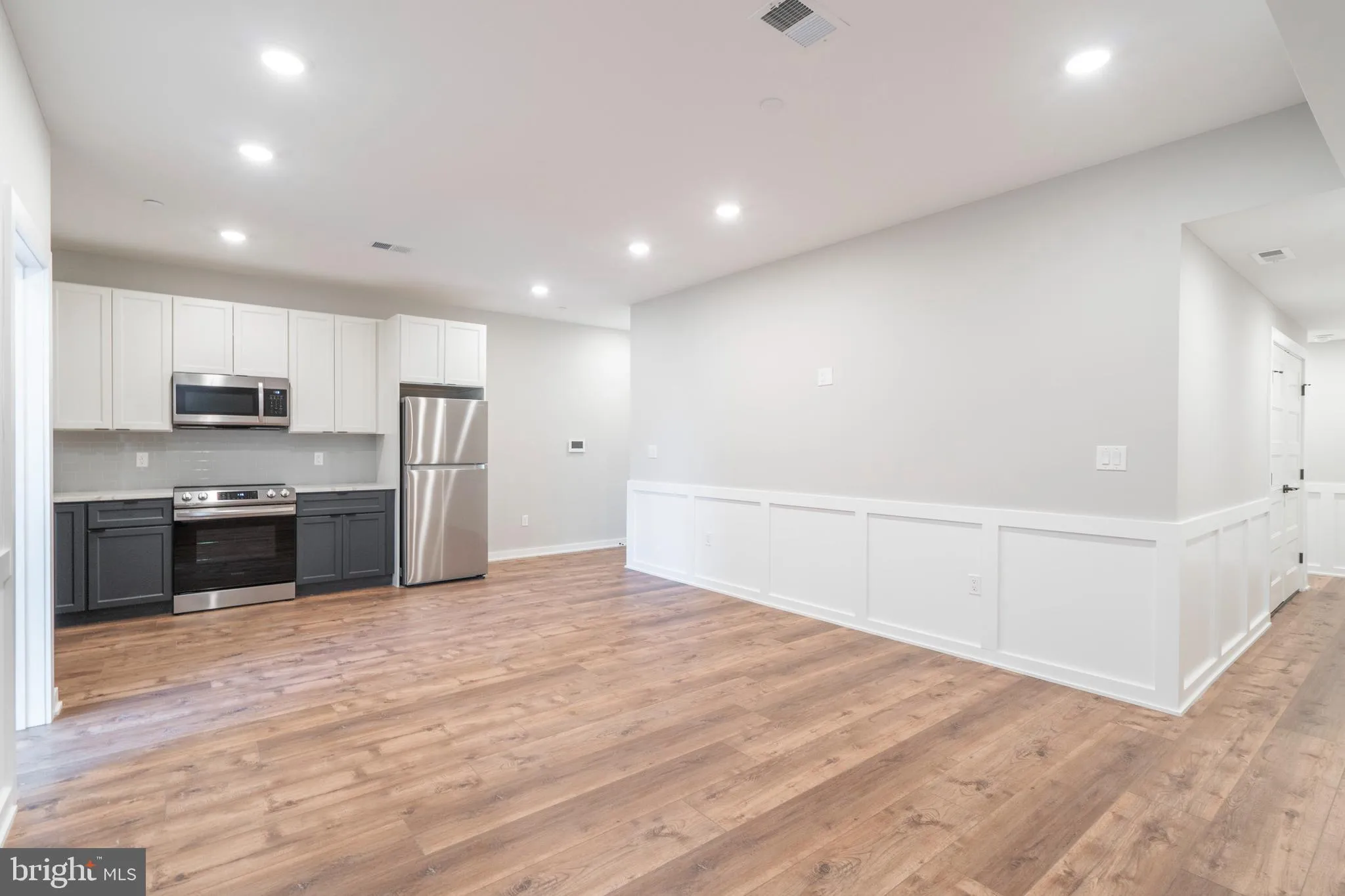 Philadelphia, Pennsylvania 19104, United States, 3 Bedrooms Bedrooms, ,3 BathroomsBathrooms,Residential,Active,10740