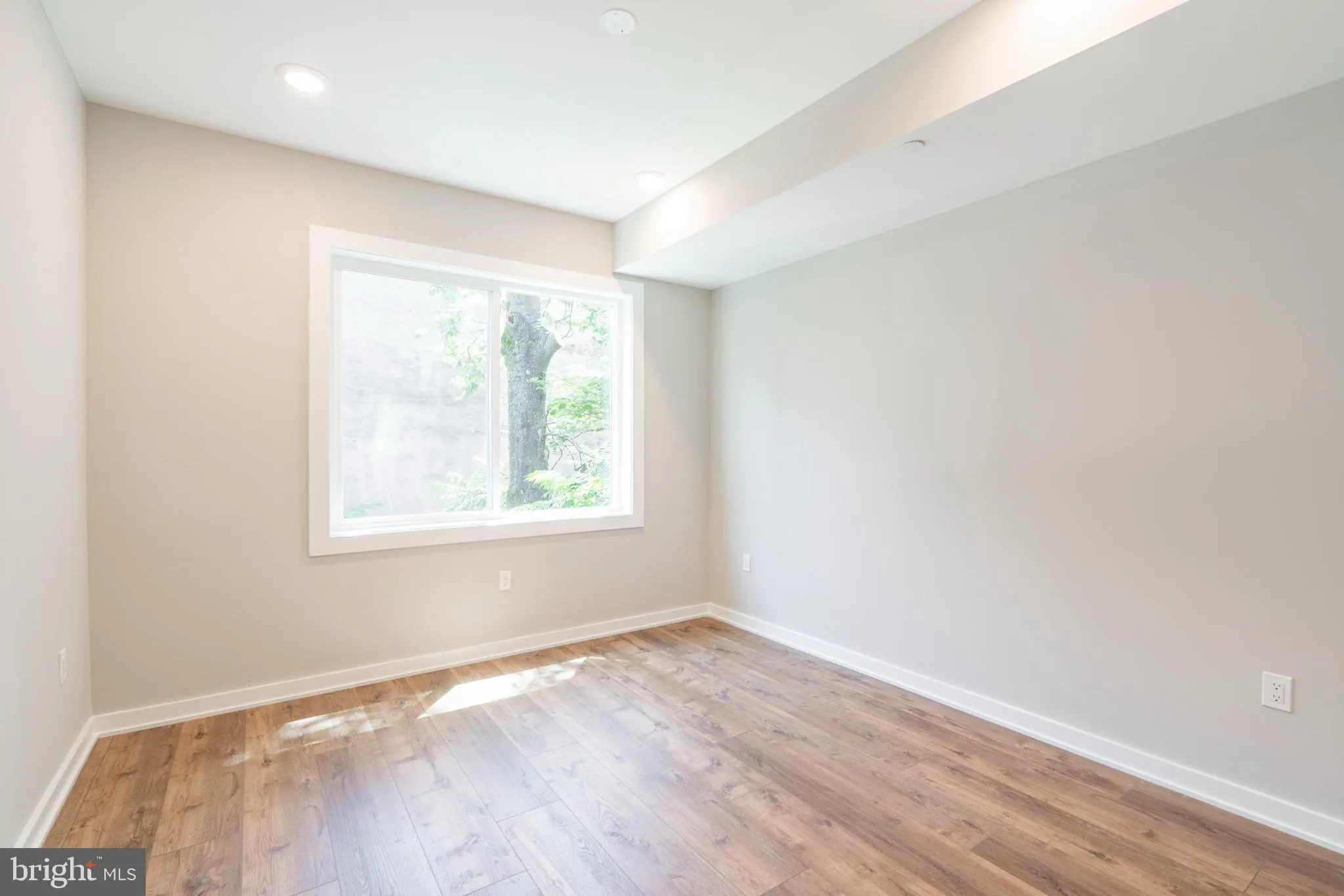 Philadelphia, Pennsylvania 19104, United States, 3 Bedrooms Bedrooms, ,3 BathroomsBathrooms,Residential,Active,10740