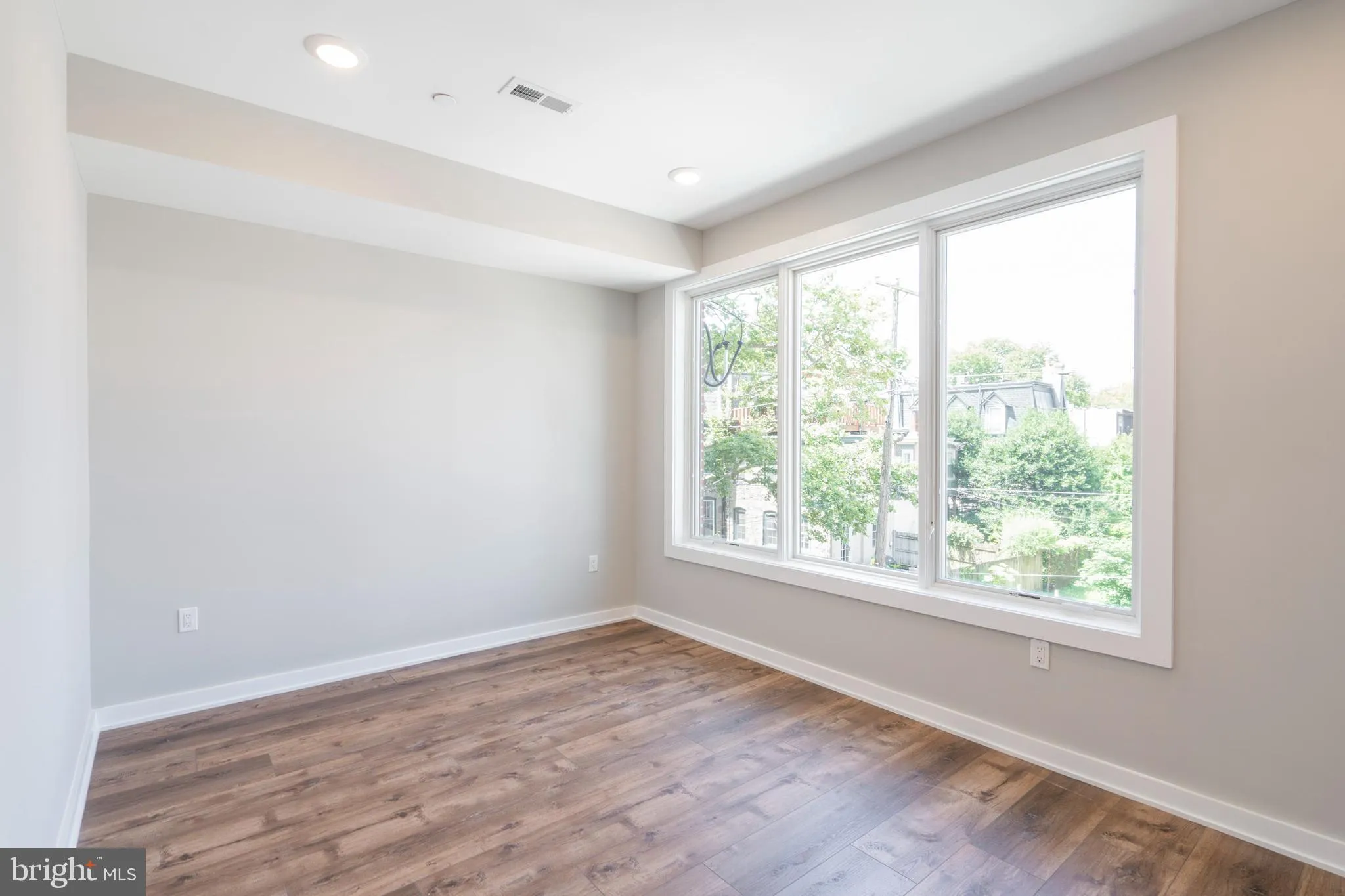 Philadelphia, Pennsylvania 19104, United States, 3 Bedrooms Bedrooms, ,3 BathroomsBathrooms,Residential,Active,10740