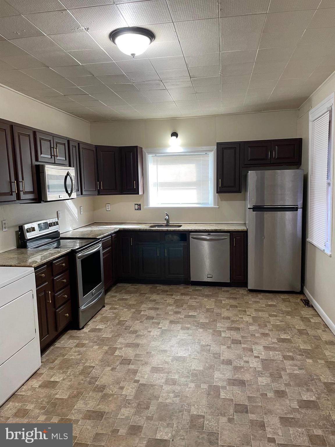 CABBAGE HILL - Residential