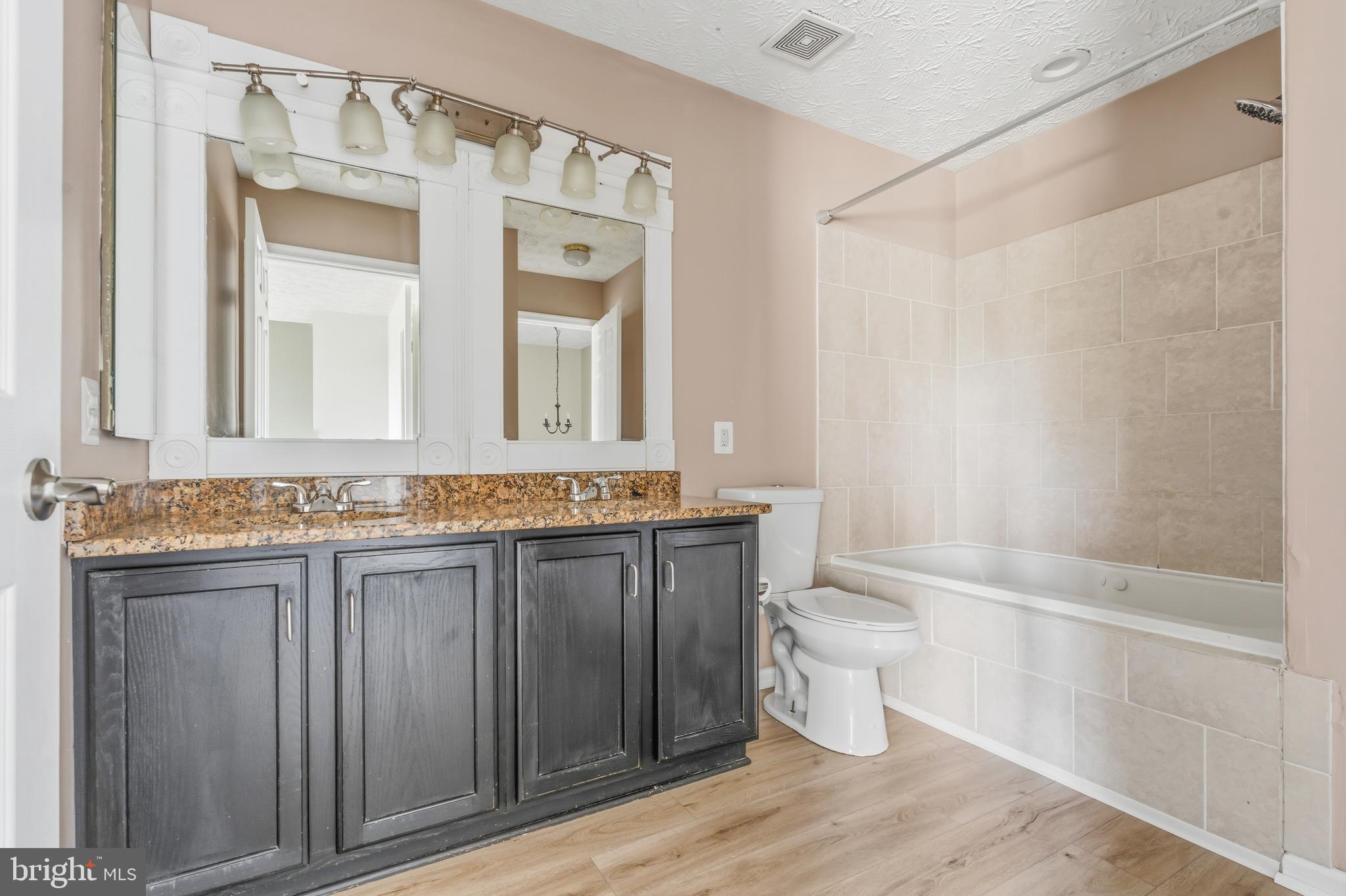 LOHR'S ORCHARD - Residential