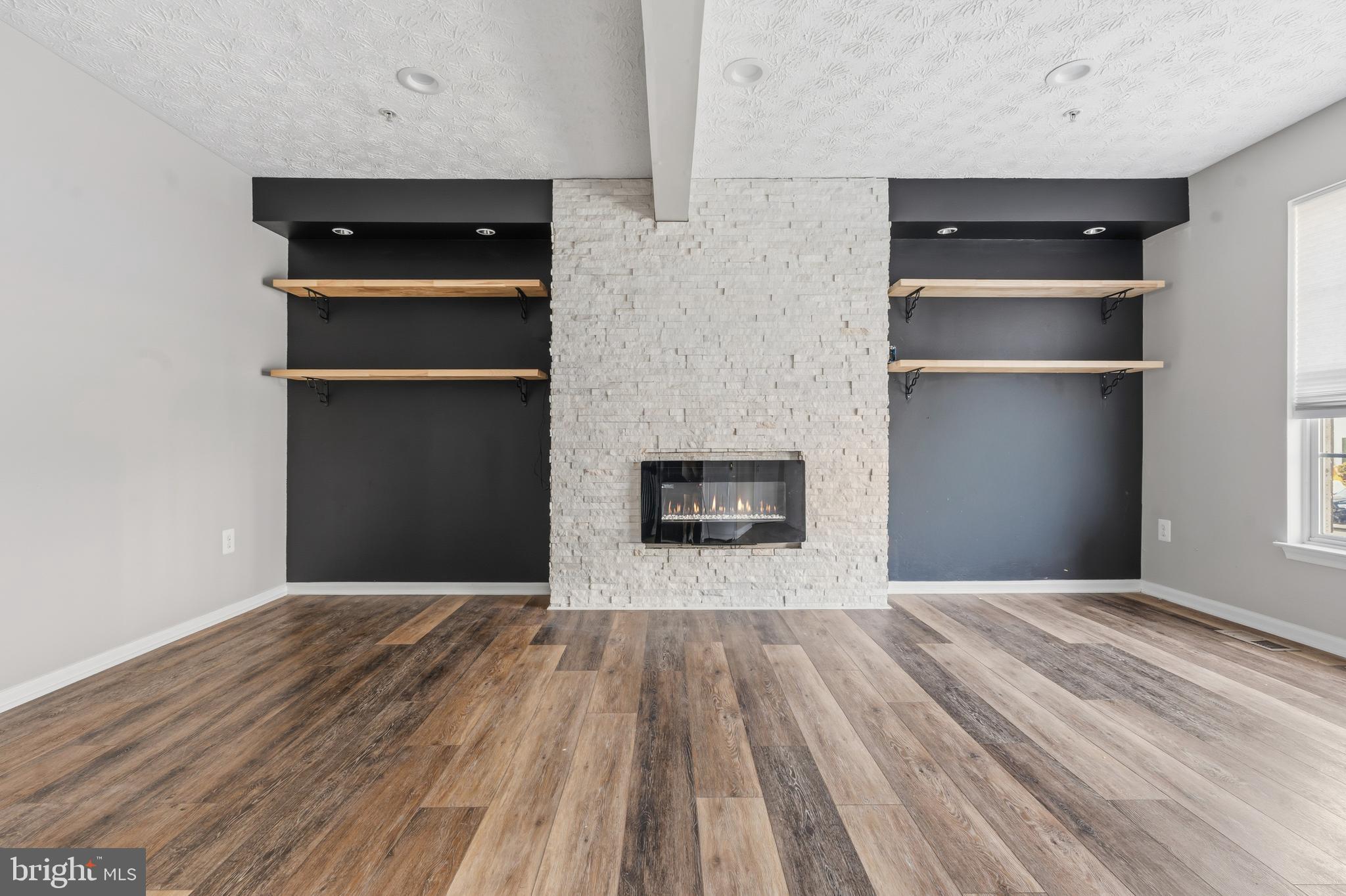 LOHR'S ORCHARD - Residential