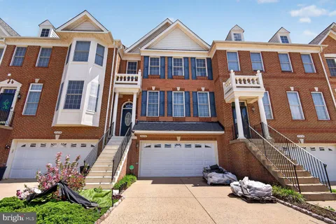 25252 Lyon Terrace, Chantilly, VA 20152 - MLS#: VALO2124242