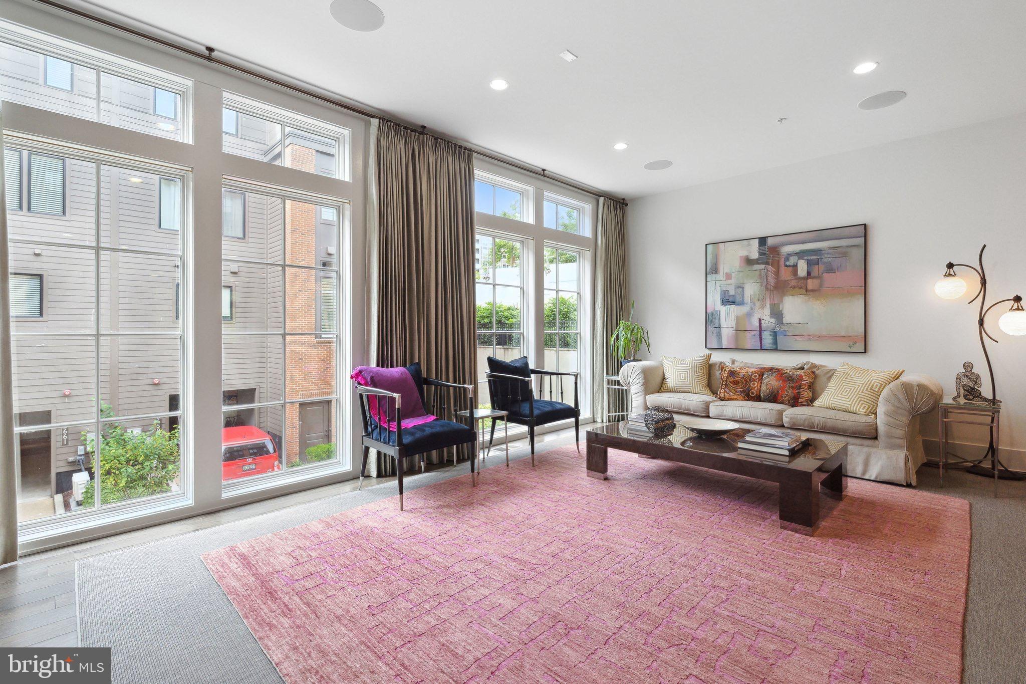 CHEVY CHASE - Residential