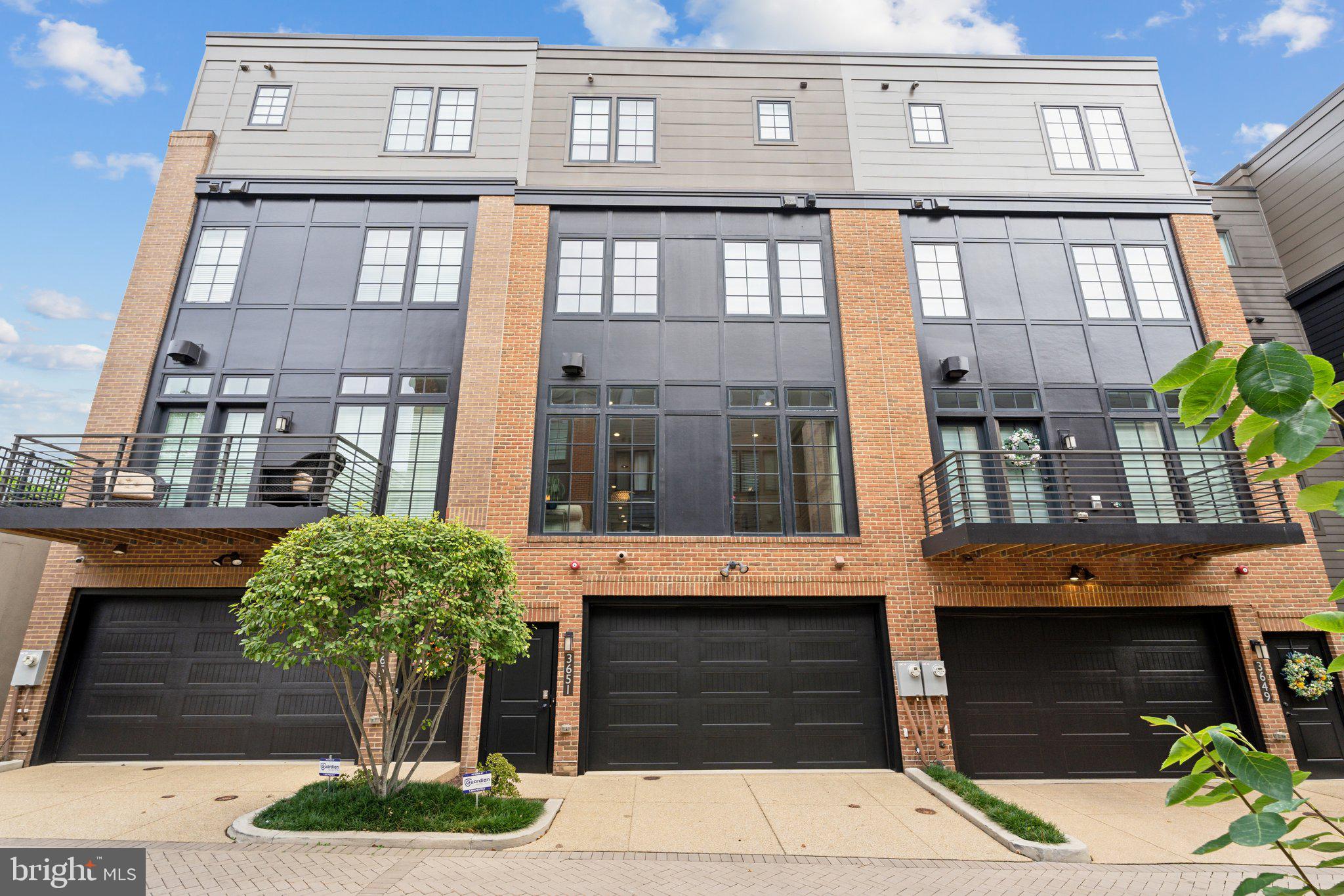 CHEVY CHASE - Residential