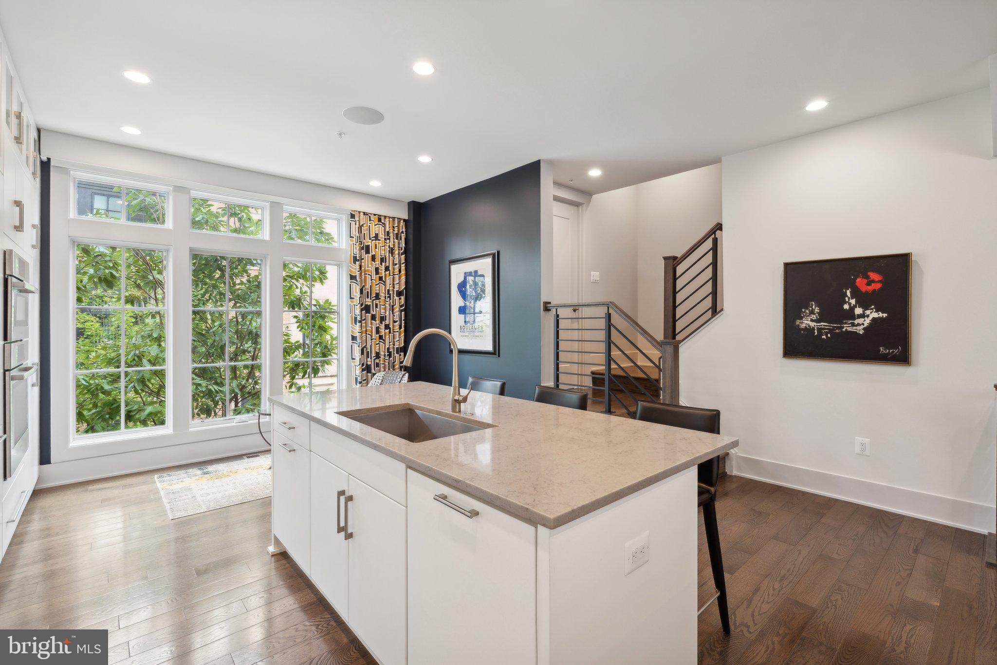 CHEVY CHASE - Residential