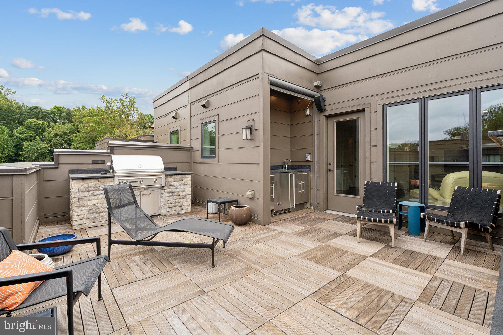 CHEVY CHASE - Residential