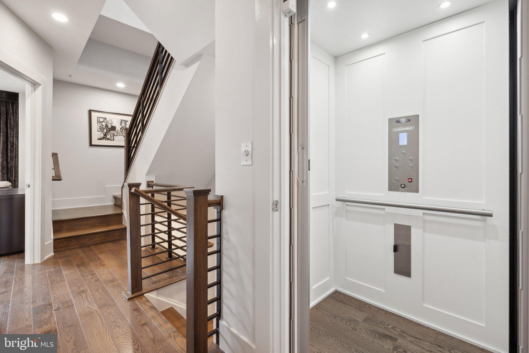 CHEVY CHASE - Residential