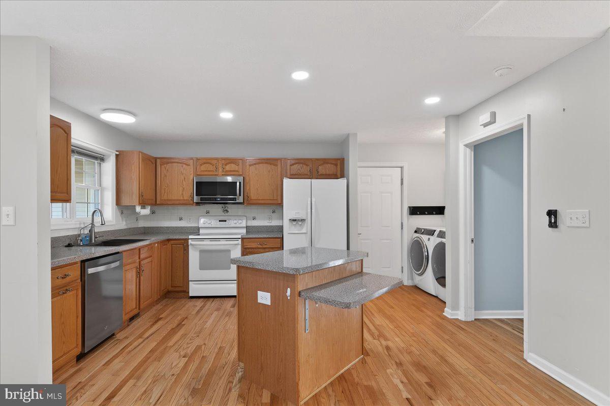 QUAIL SPRINGS ESTATES - Residential