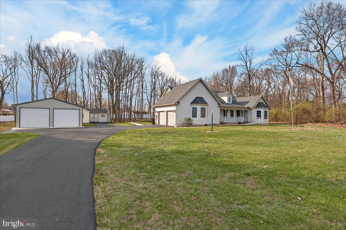 QUAIL SPRINGS ESTATES - Residential