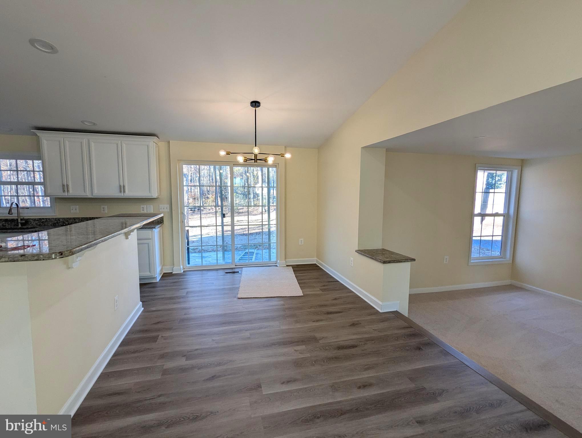 WALTON - Residential