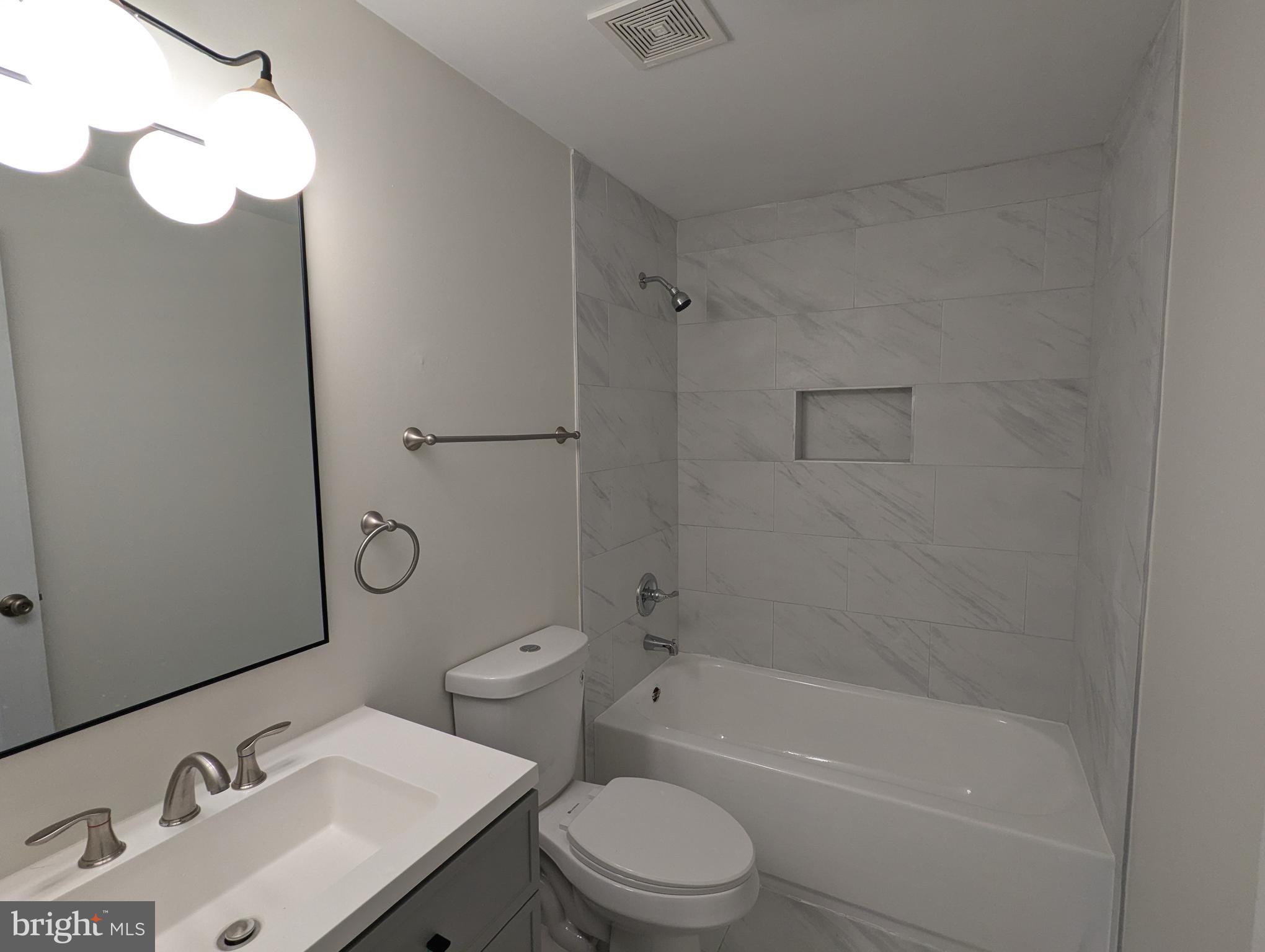 WALTON - Residential