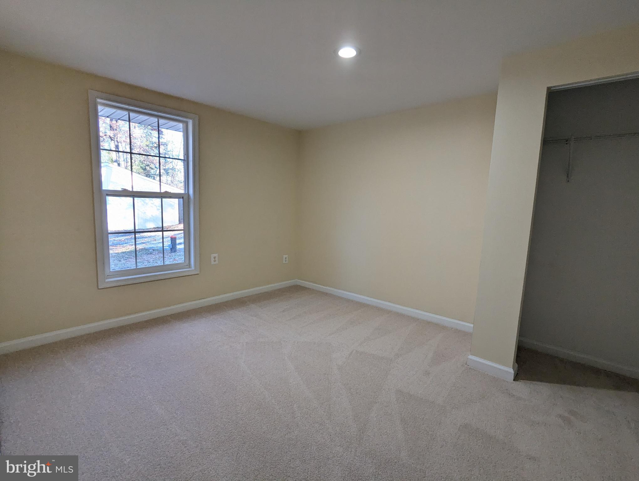 WALTON - Residential