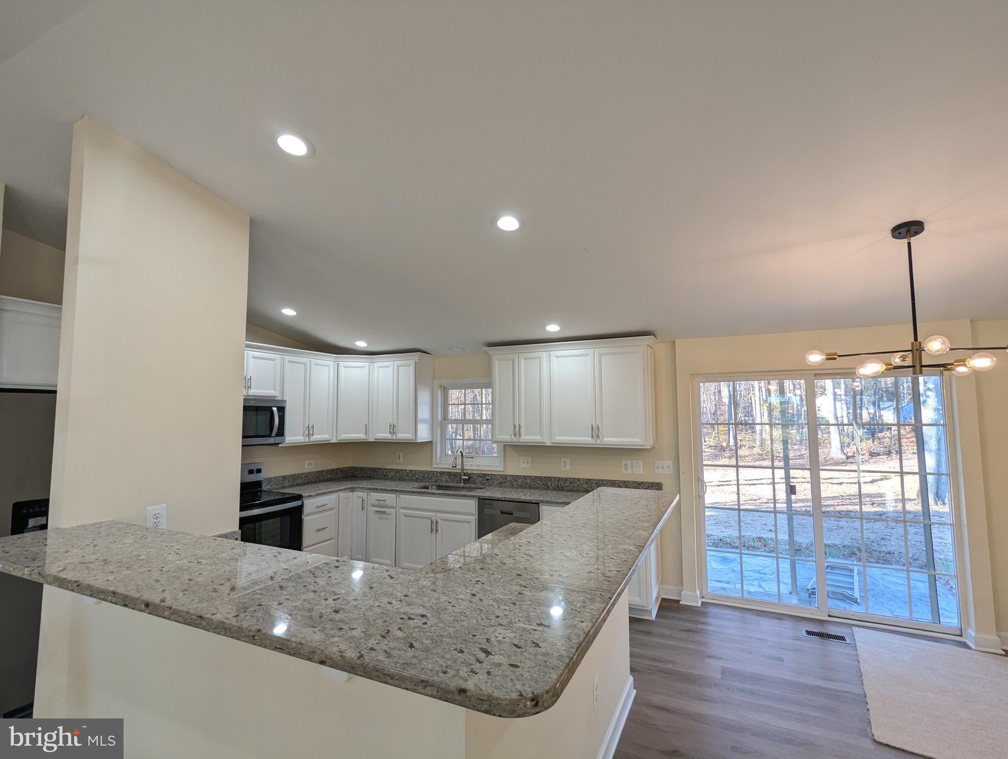 WALTON - Residential