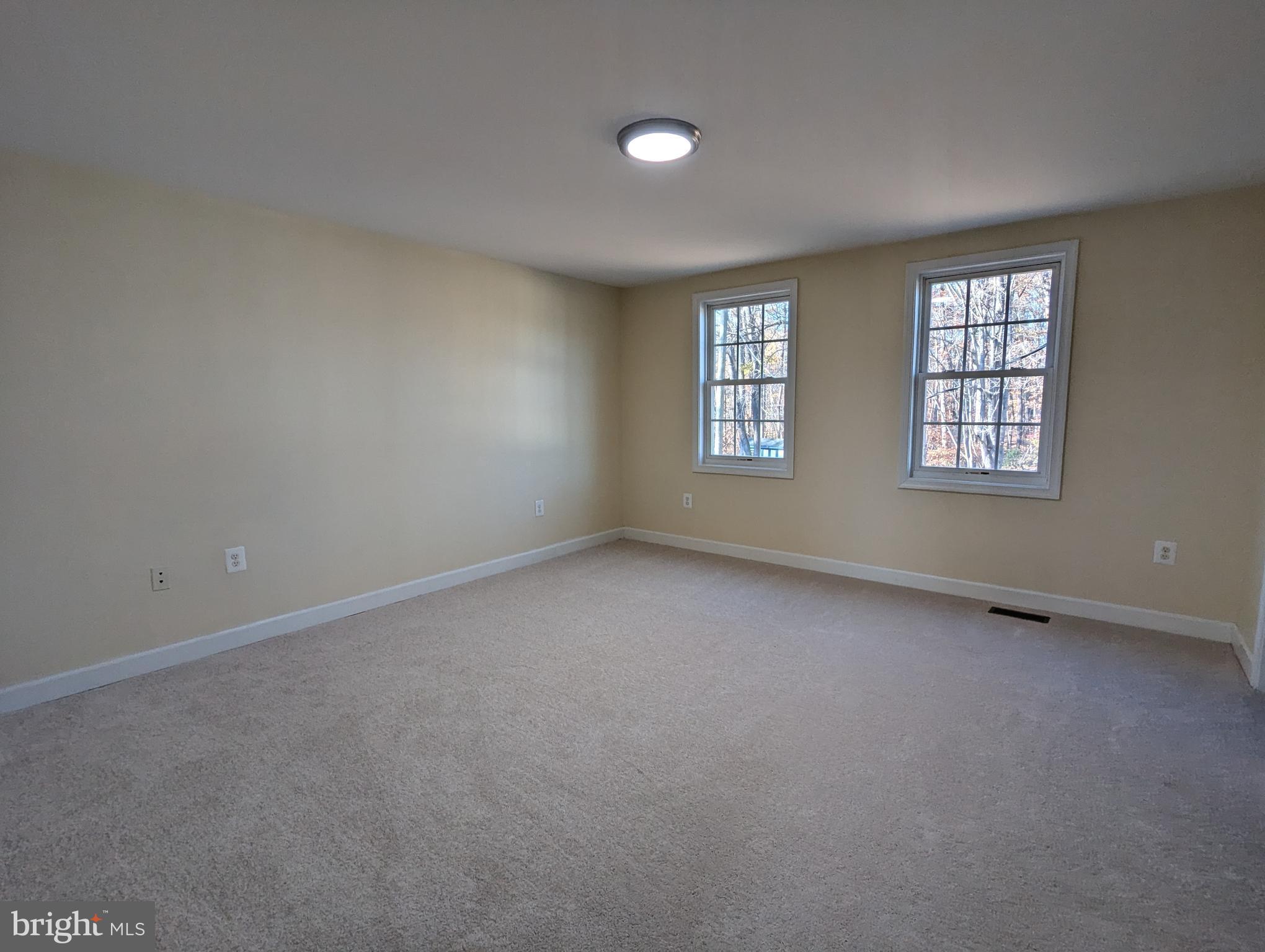 WALTON - Residential