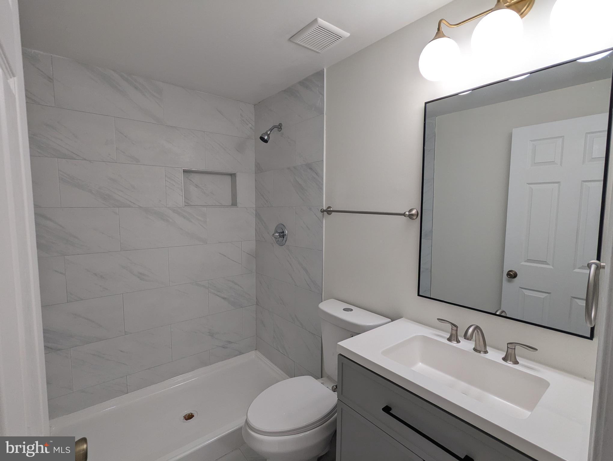 WALTON - Residential