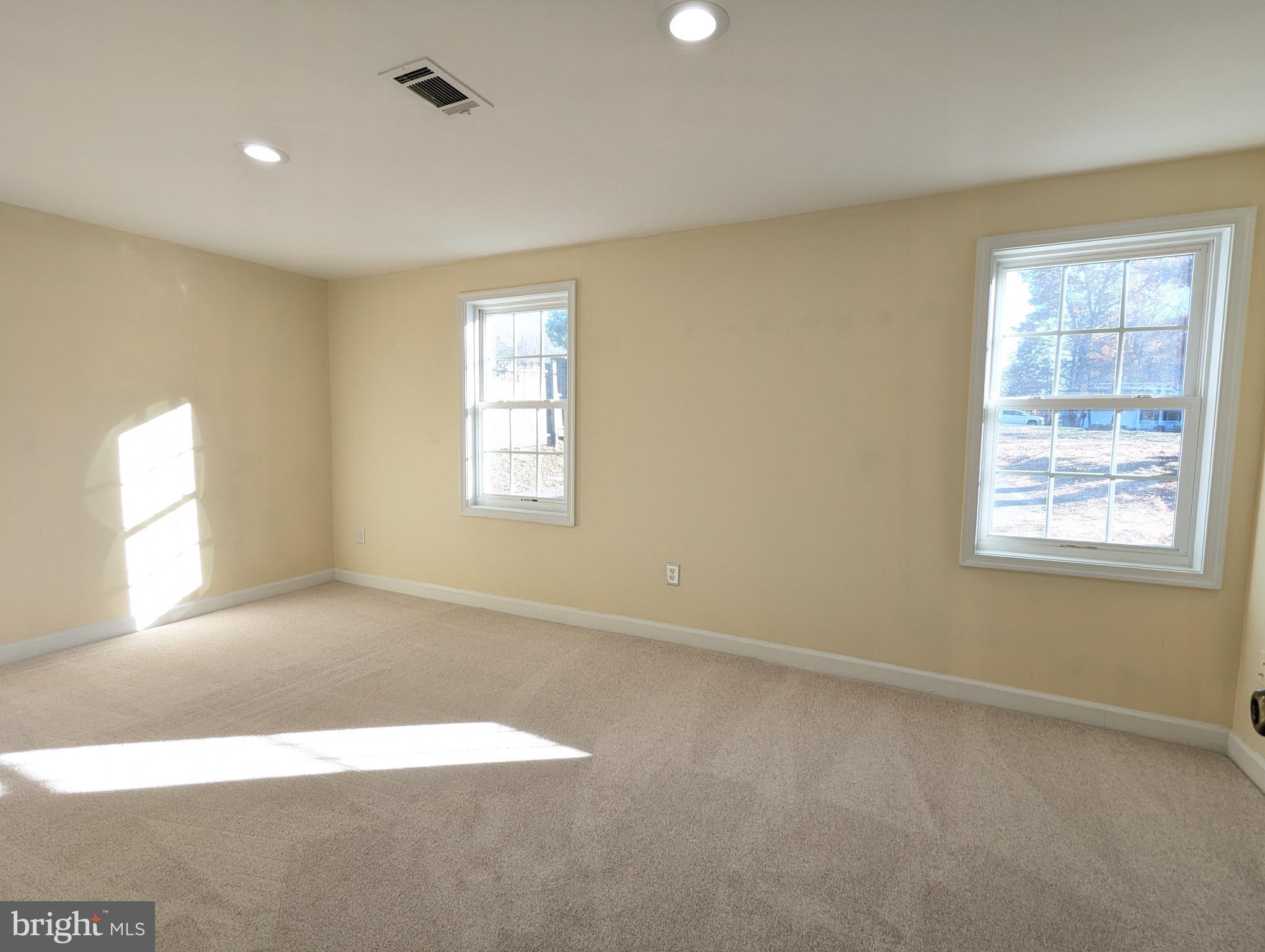 WALTON - Residential