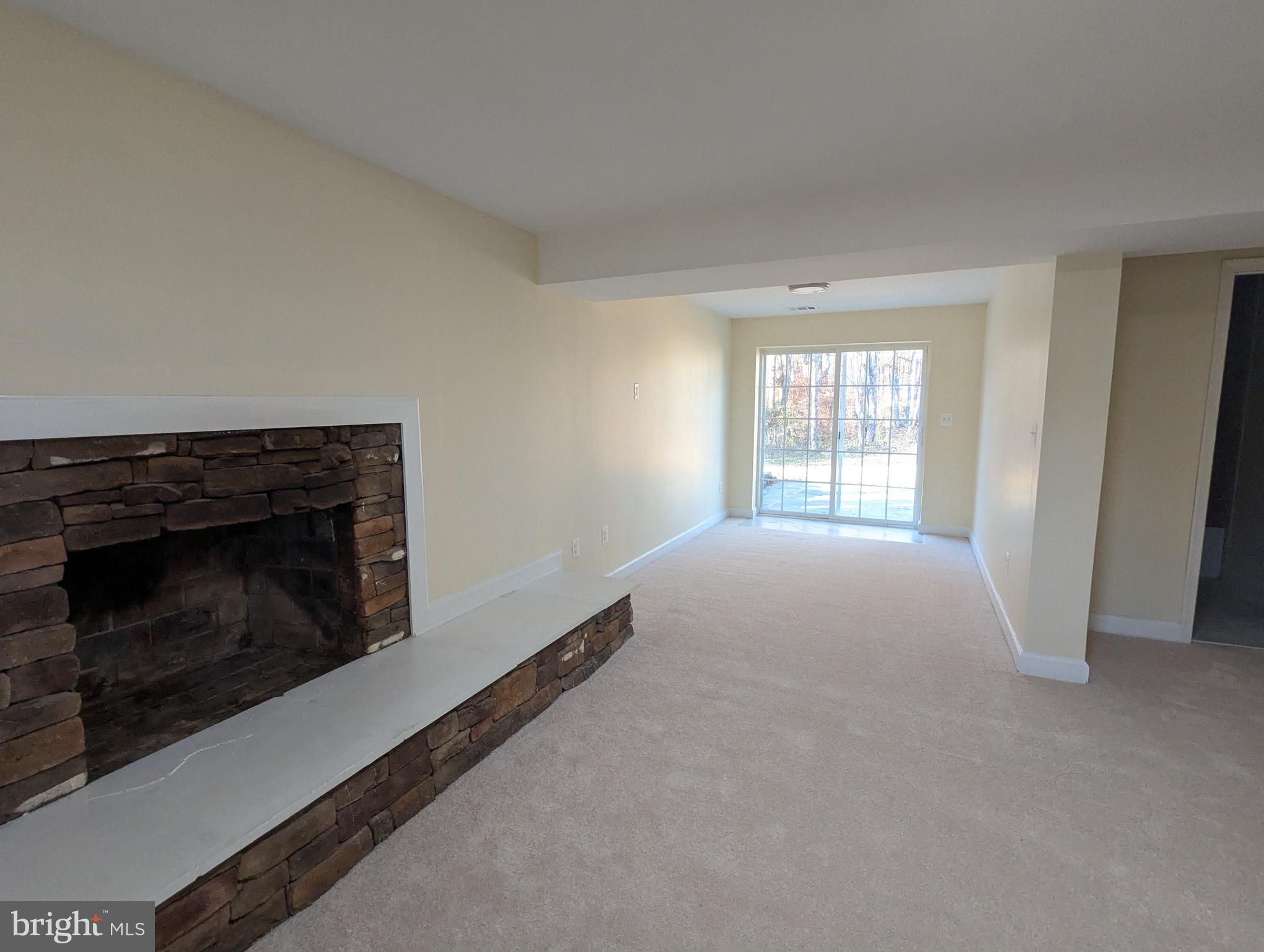 WALTON - Residential