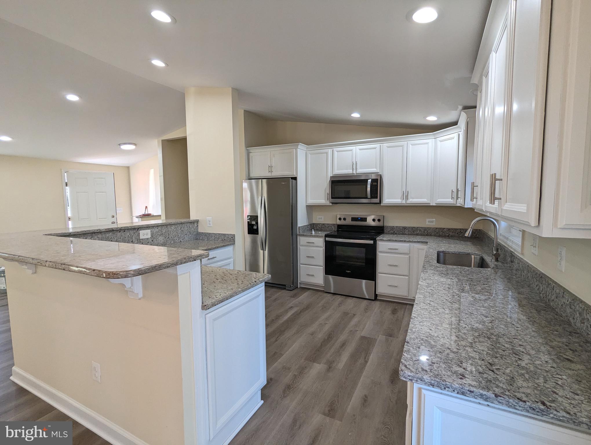 WALTON - Residential