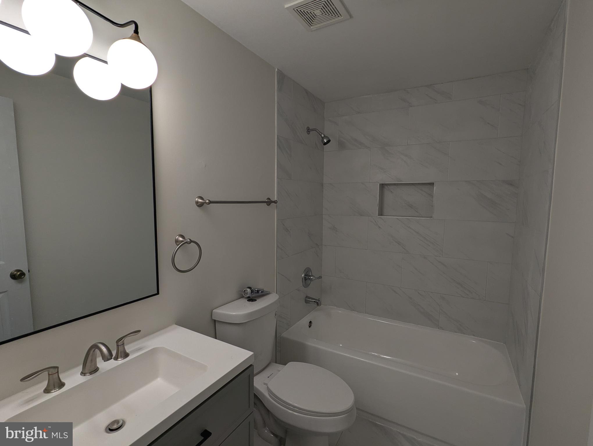 WALTON - Residential