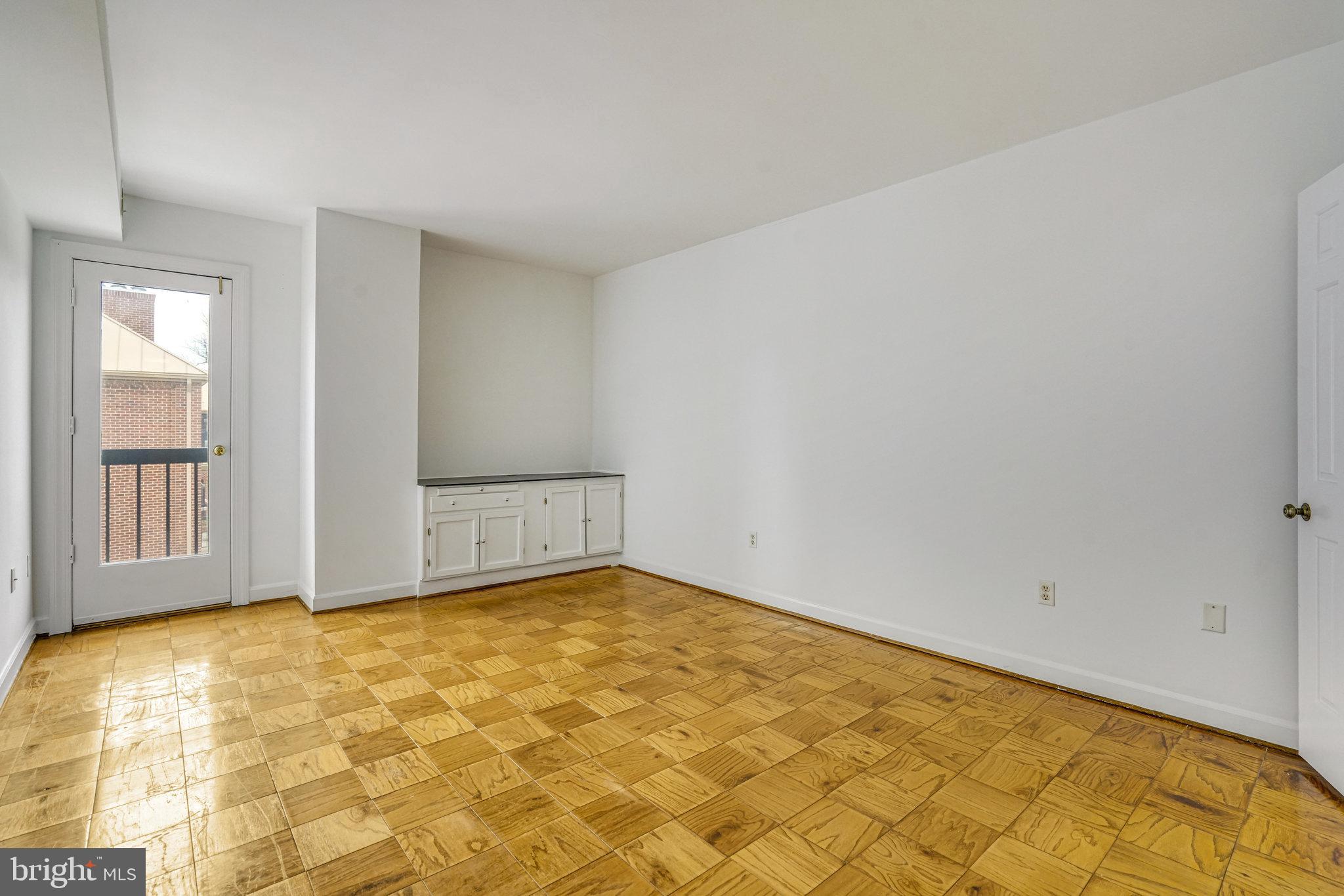 ST ASAPH SQUARE - Residential