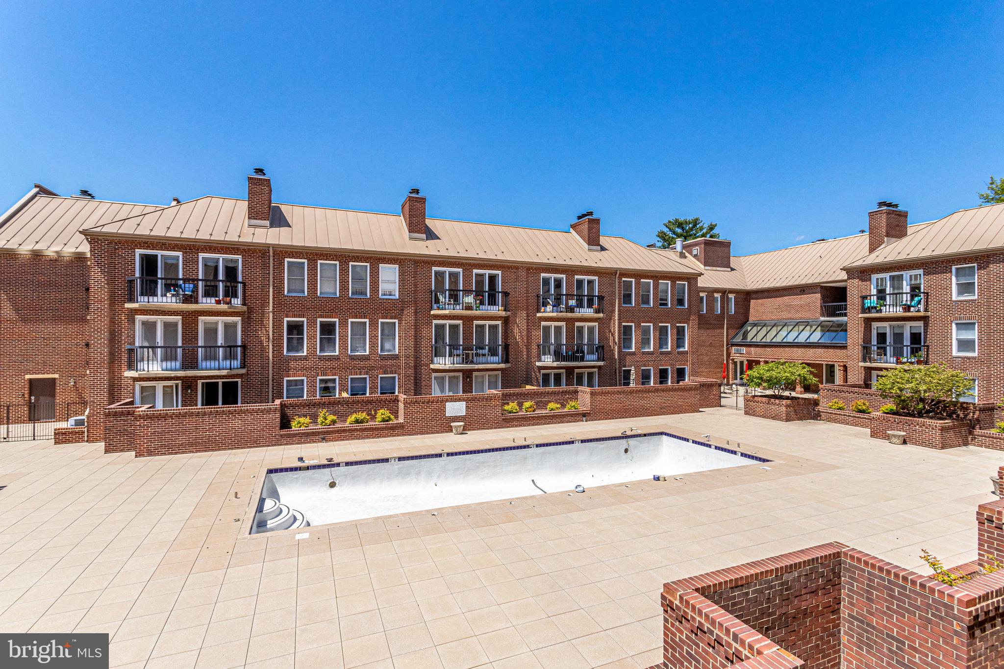 ST ASAPH SQUARE - Residential