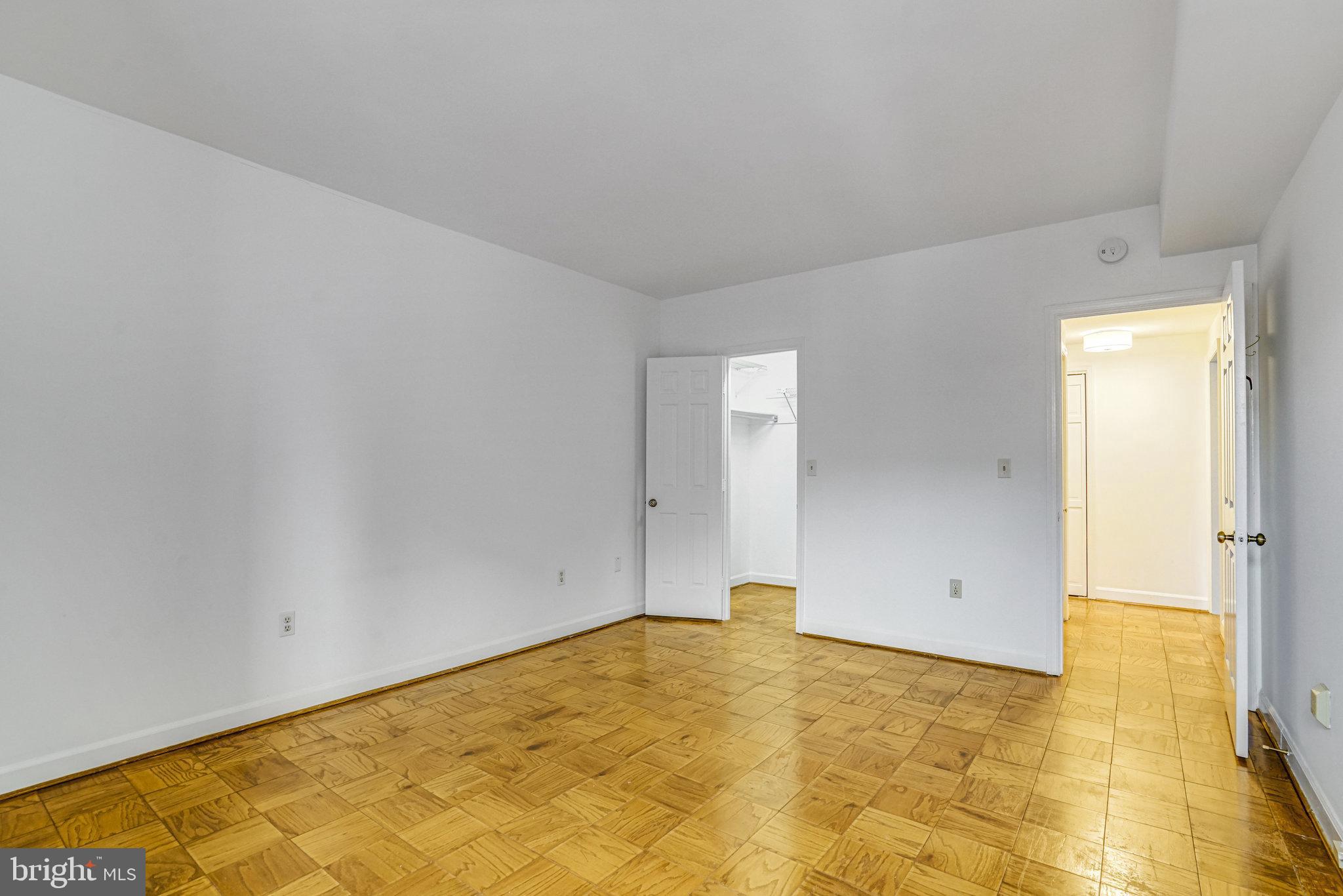 ST ASAPH SQUARE - Residential