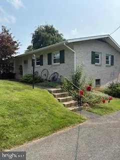 Robesonia, Pennsylvania 19551, United States, 3 Bedrooms Bedrooms, ,2 BathroomsBathrooms,Residential,Active,187129