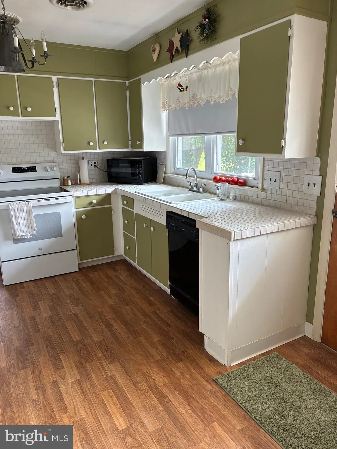 Robesonia, Pennsylvania 19551, United States, 3 Bedrooms Bedrooms, ,2 BathroomsBathrooms,Residential,Active,187129