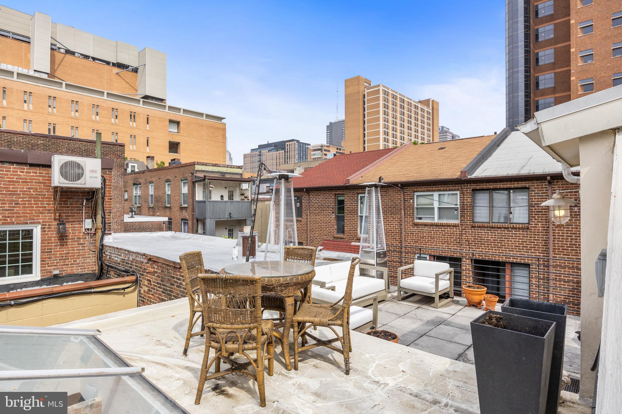 WASHINGTON SQ WEST - Residential