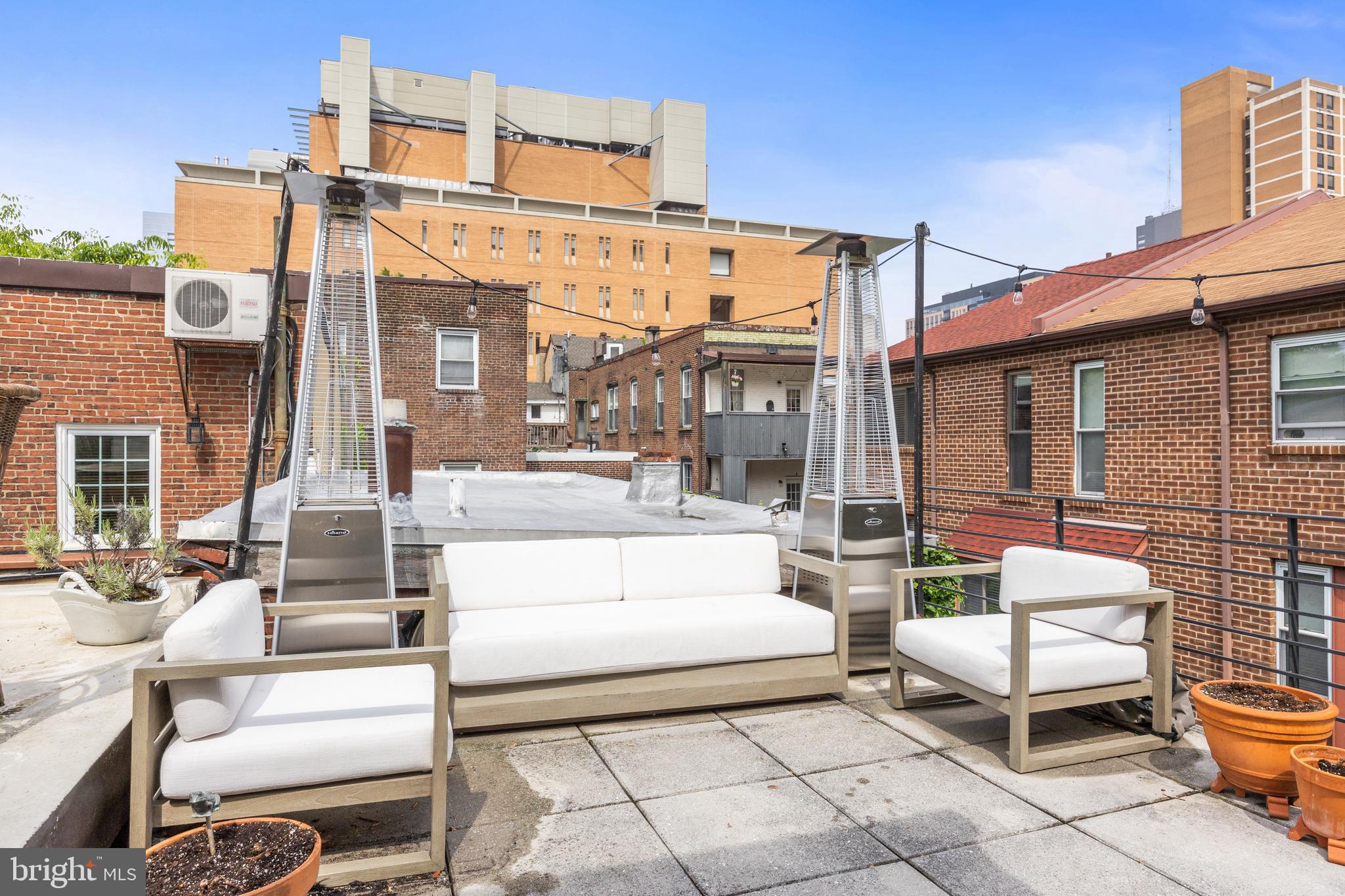 WASHINGTON SQ WEST - Residential