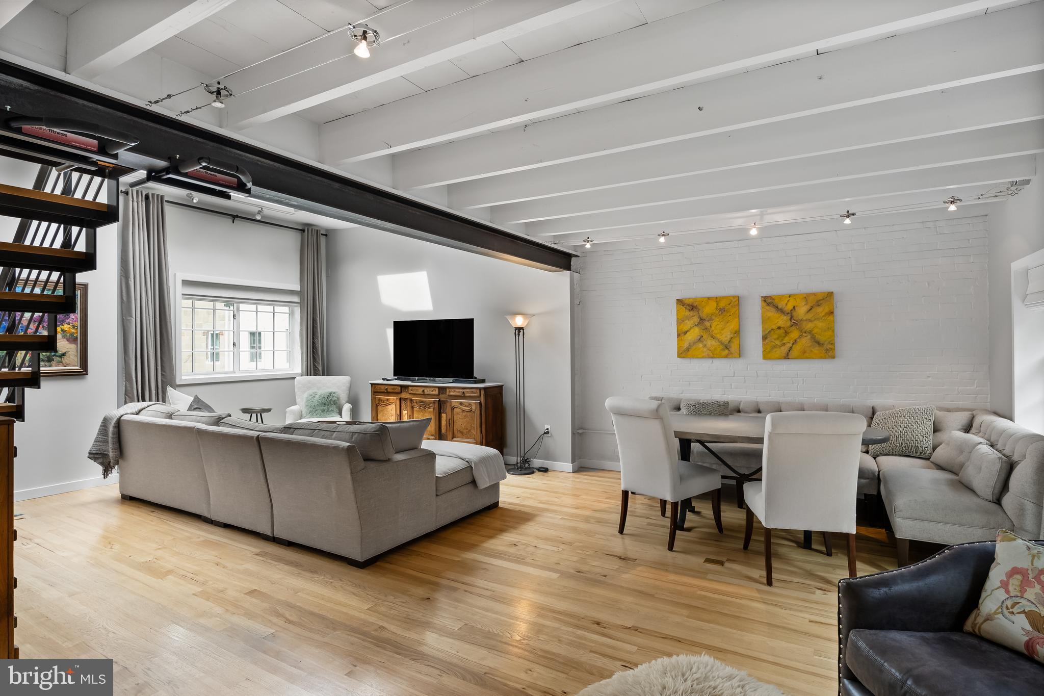 WASHINGTON SQ WEST - Residential