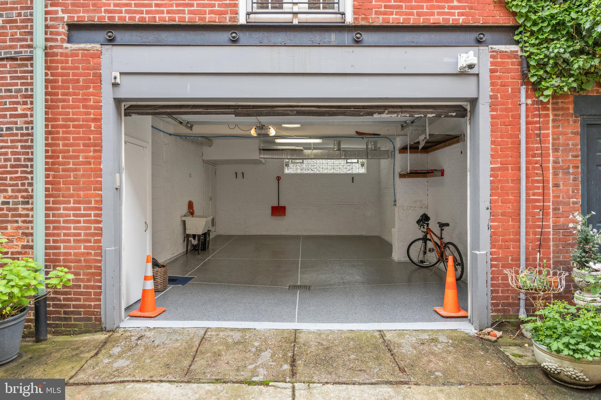 WASHINGTON SQ WEST - Residential