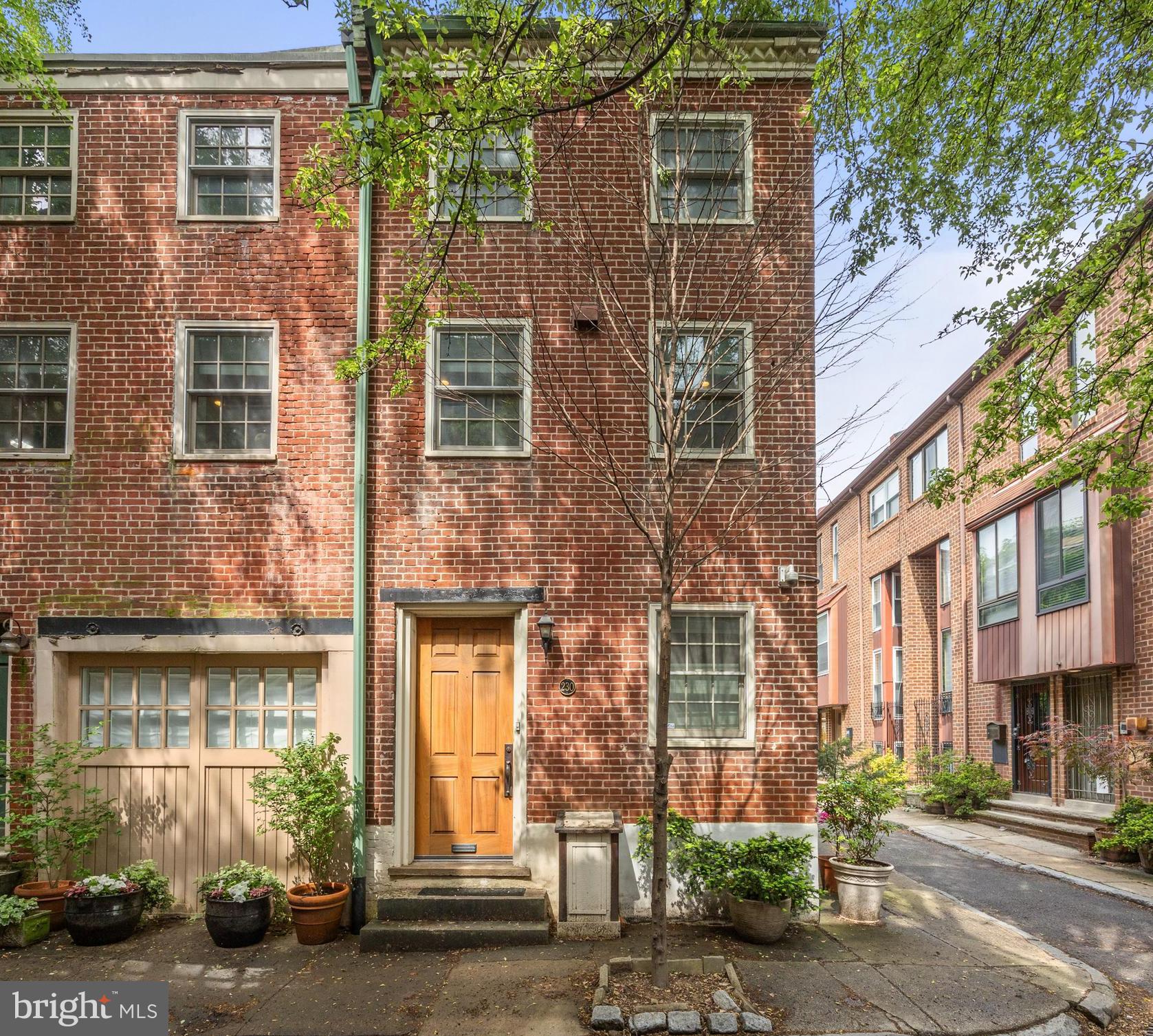 WASHINGTON SQ WEST - Residential