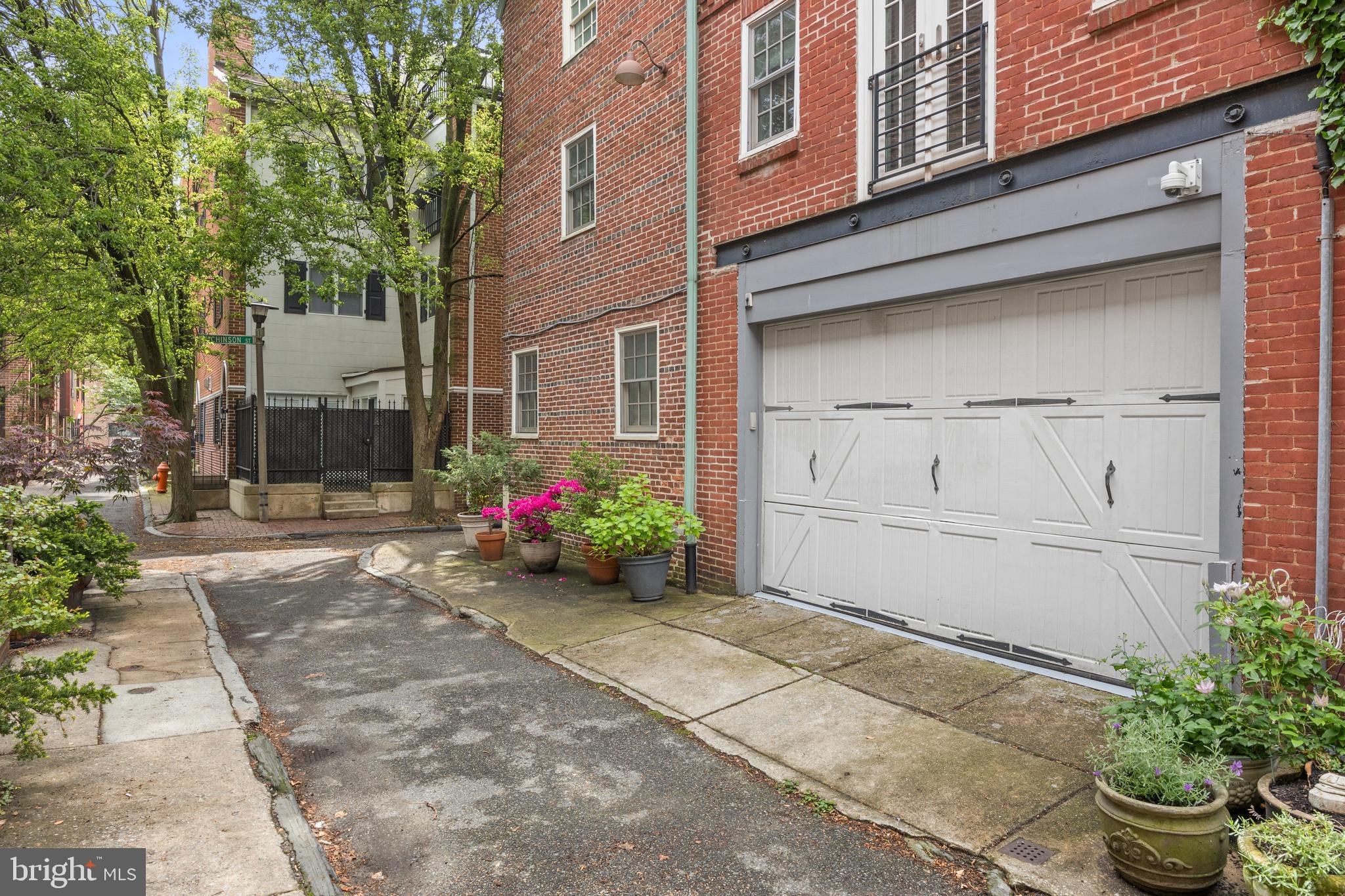 WASHINGTON SQ WEST - Residential