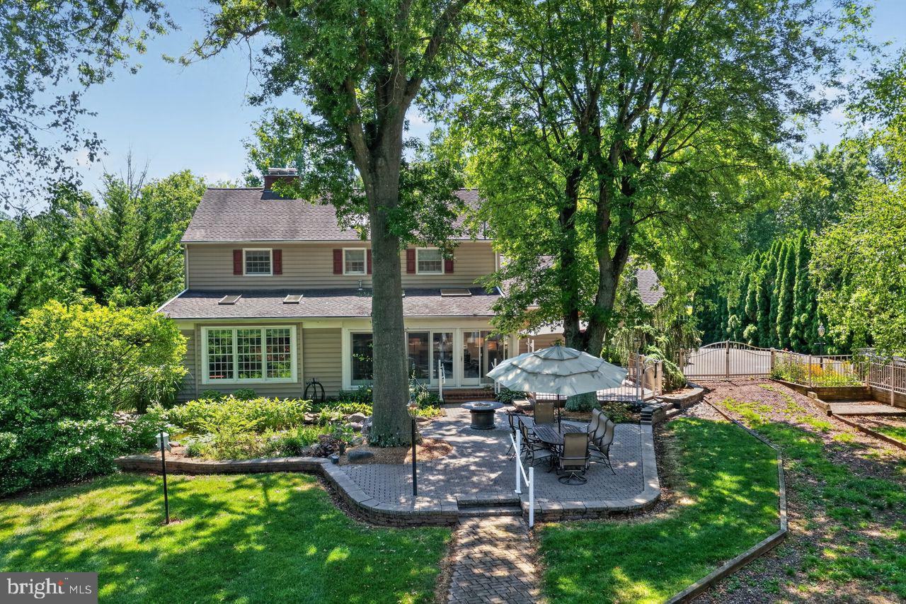 1006 WEIKEL ROAD