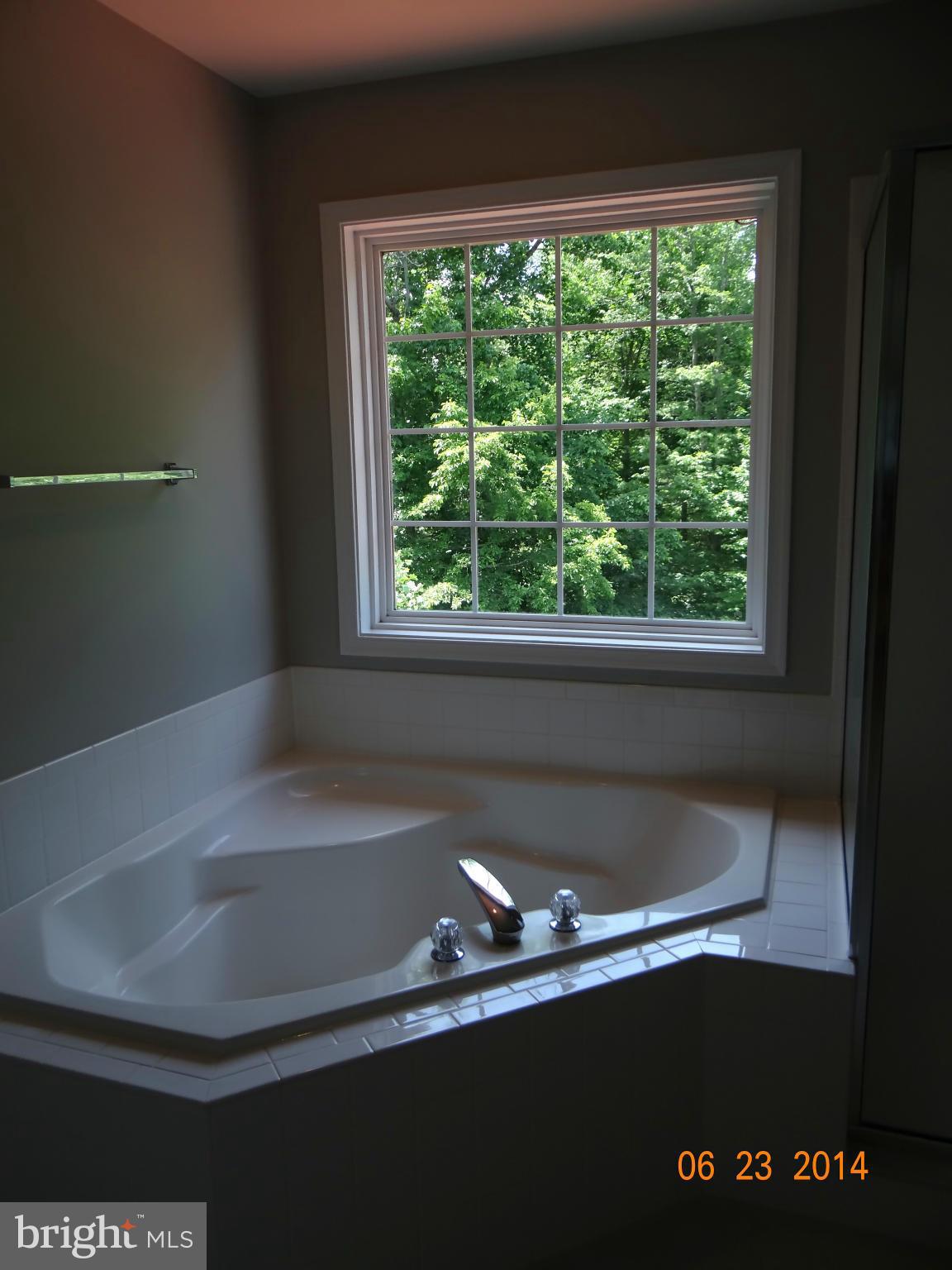 POPLAR HILLS - Residential