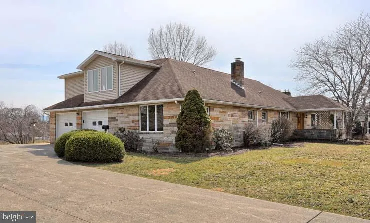 23390 Route 35 N, Mifflintown, PA 17059