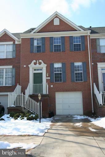 POTOMAC LAKES - Residential Lease