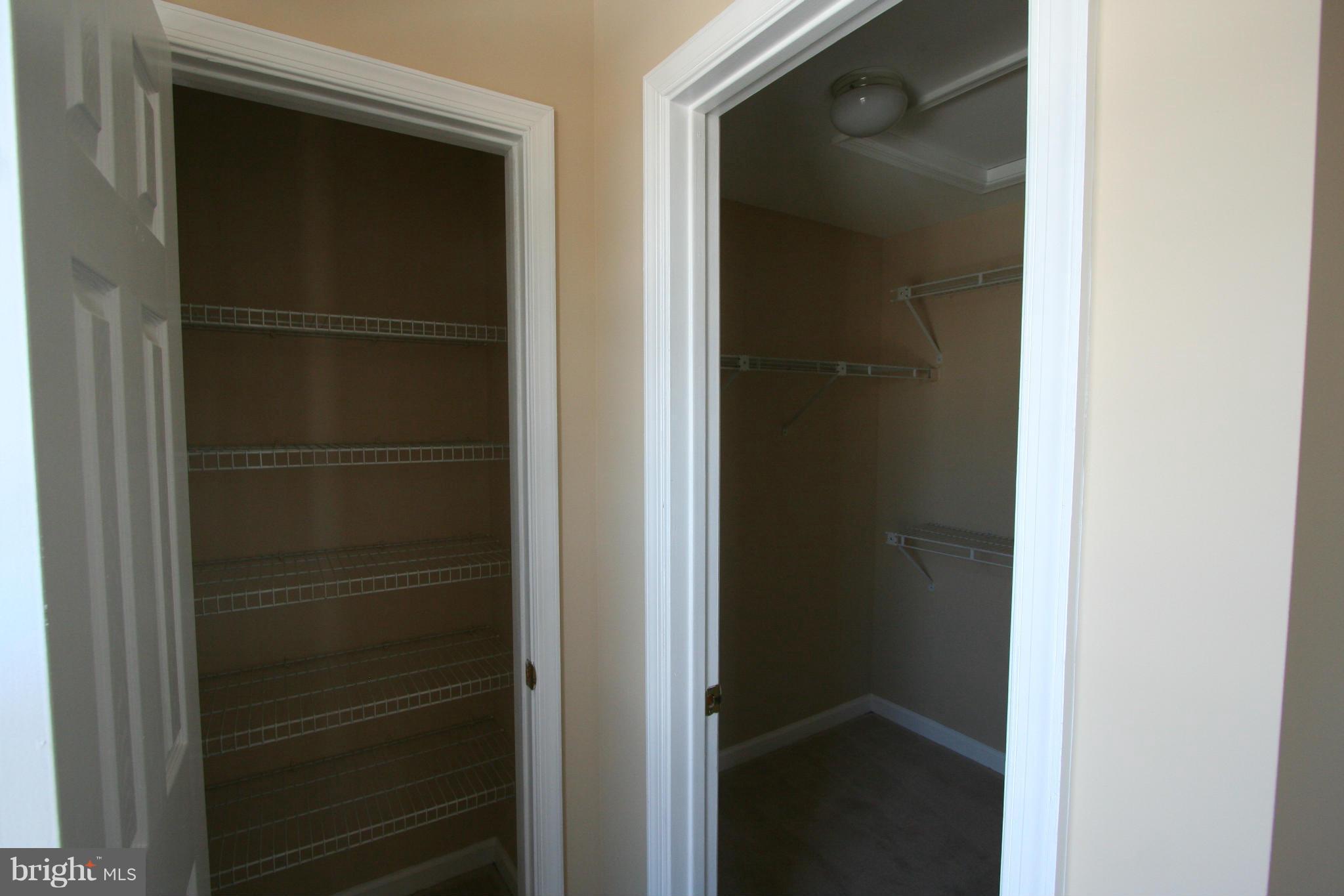 POTOMAC LAKES - Residential Lease