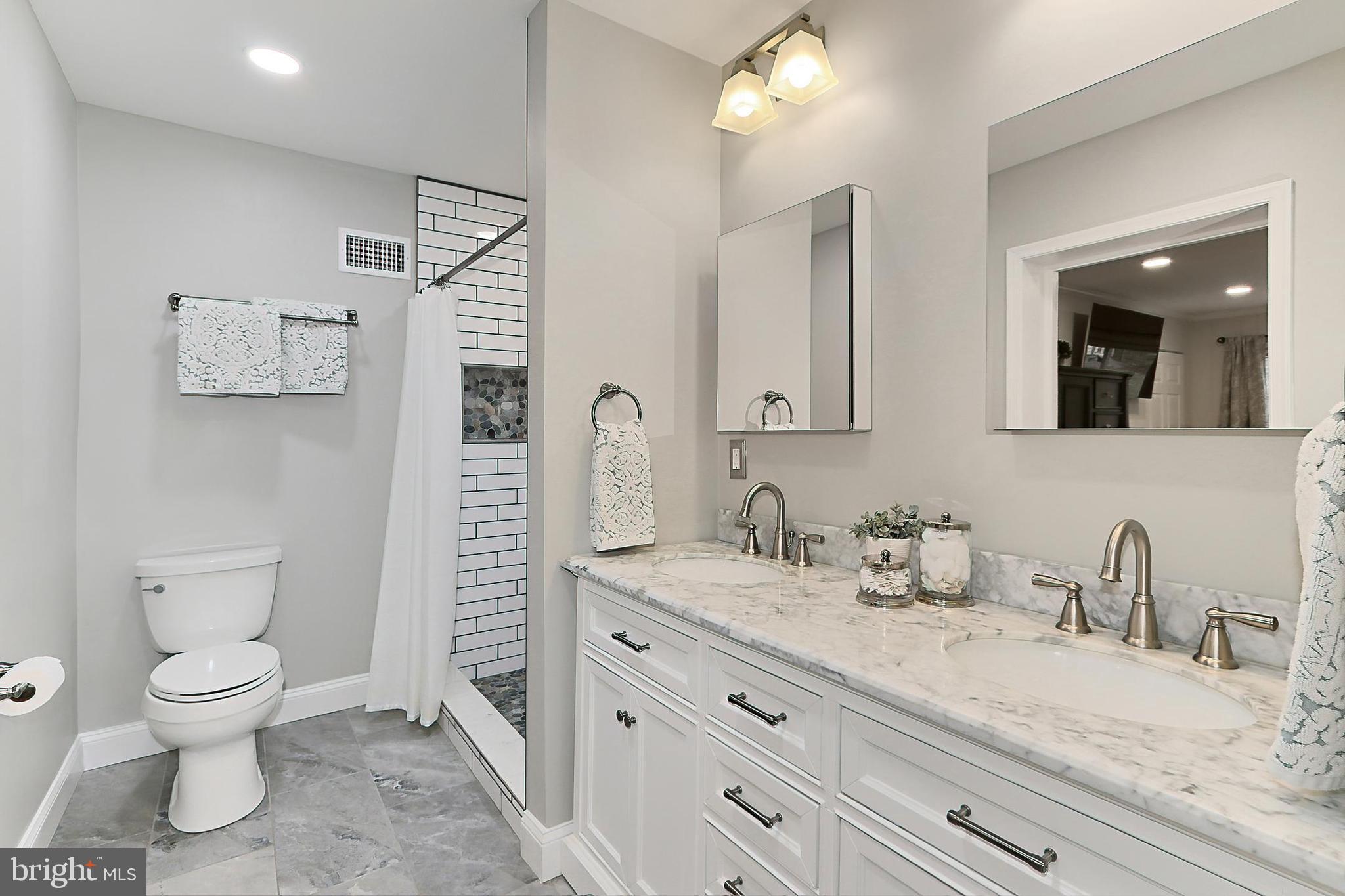 VALLEY BROOK - Residential