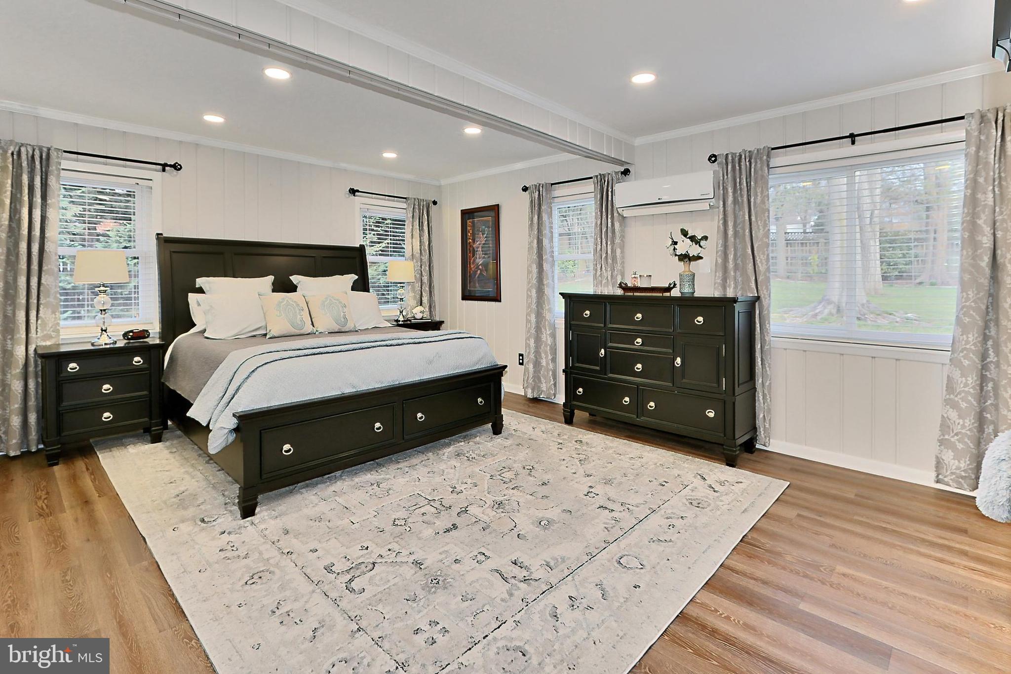 VALLEY BROOK - Residential