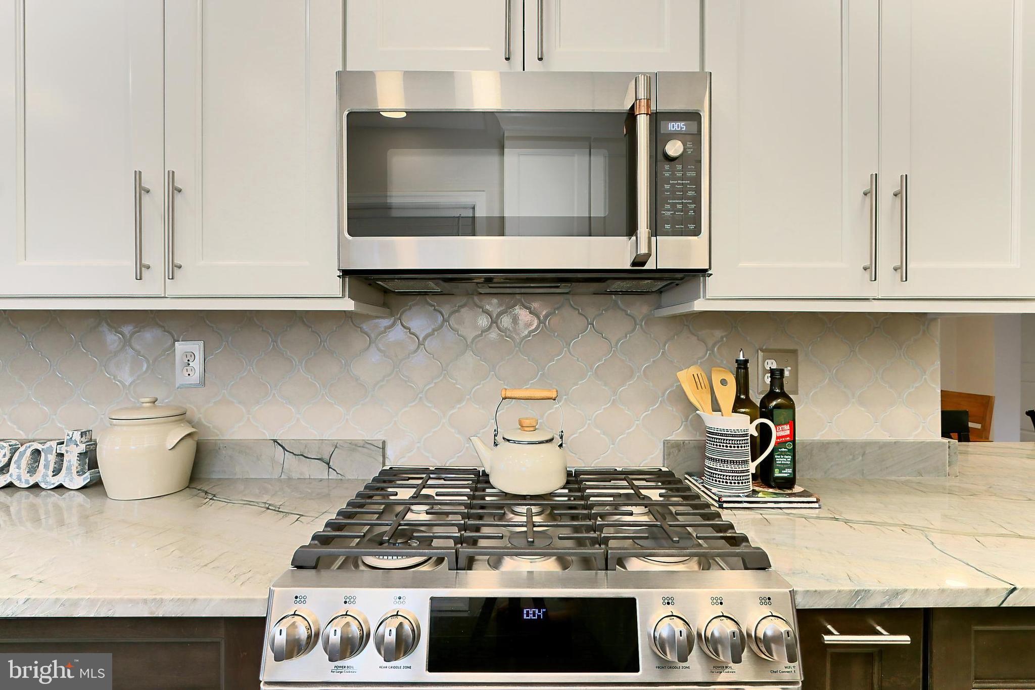 VALLEY BROOK - Residential