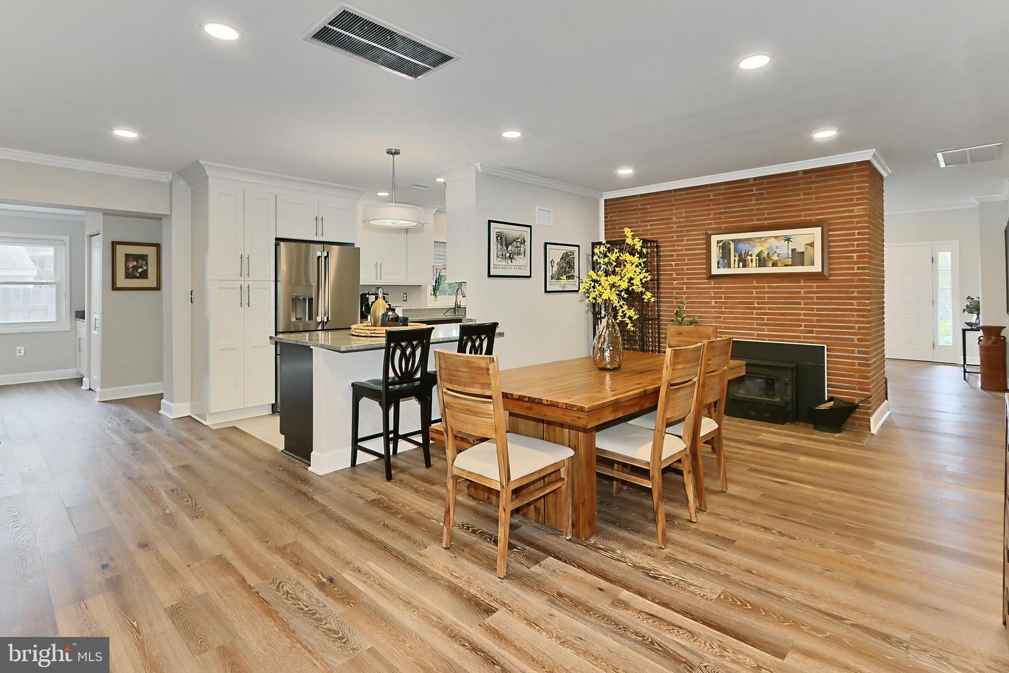 VALLEY BROOK - Residential