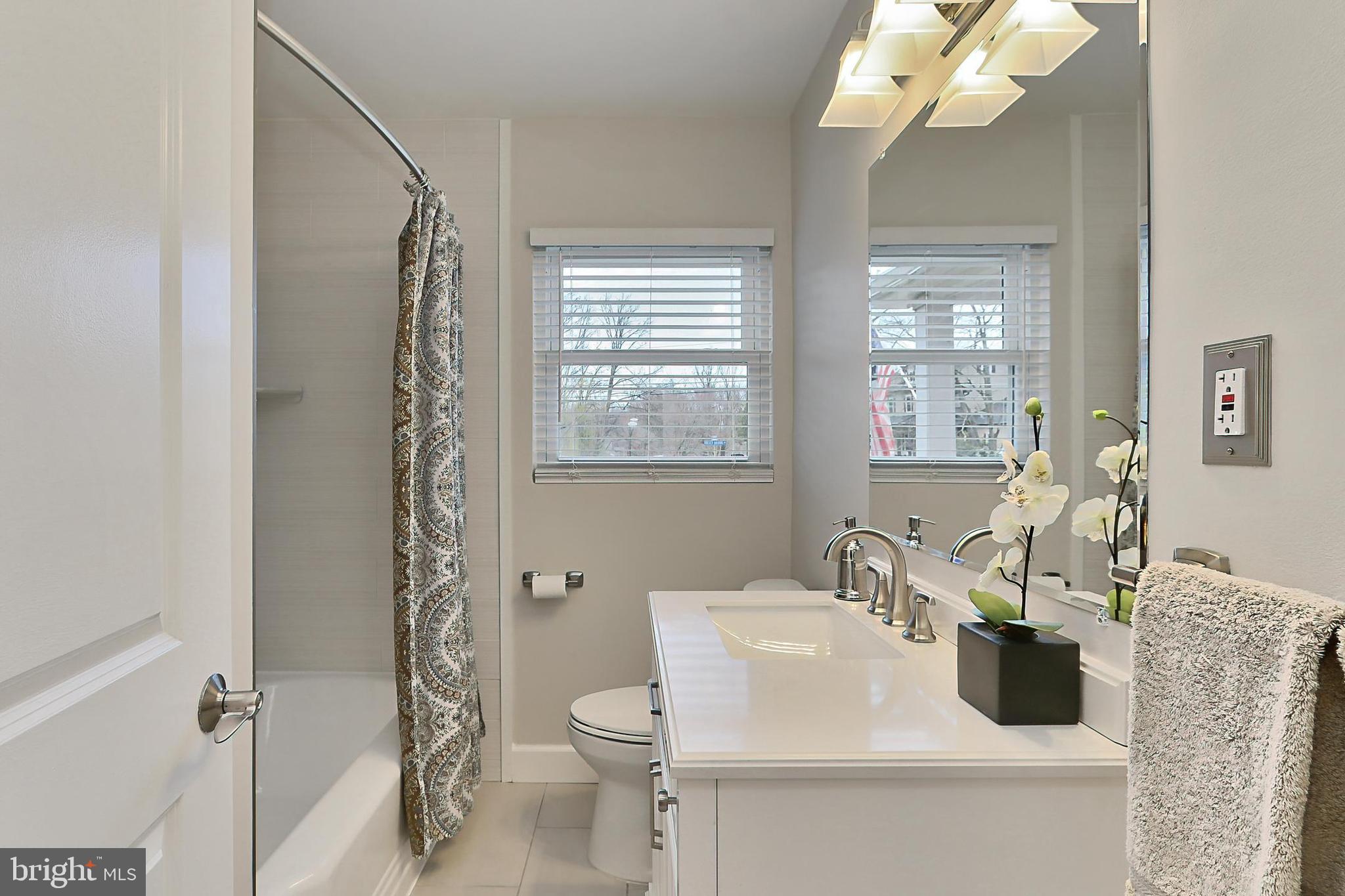 VALLEY BROOK - Residential