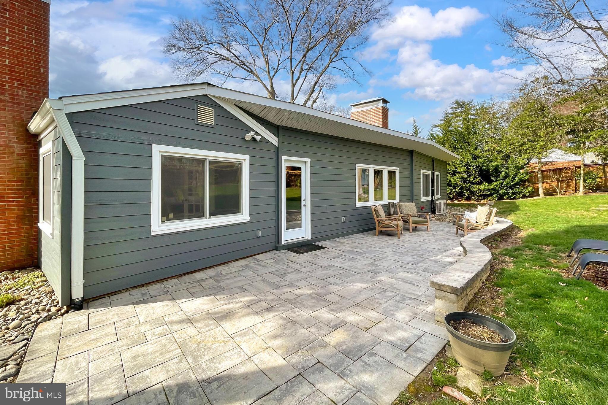 VALLEY BROOK - Residential