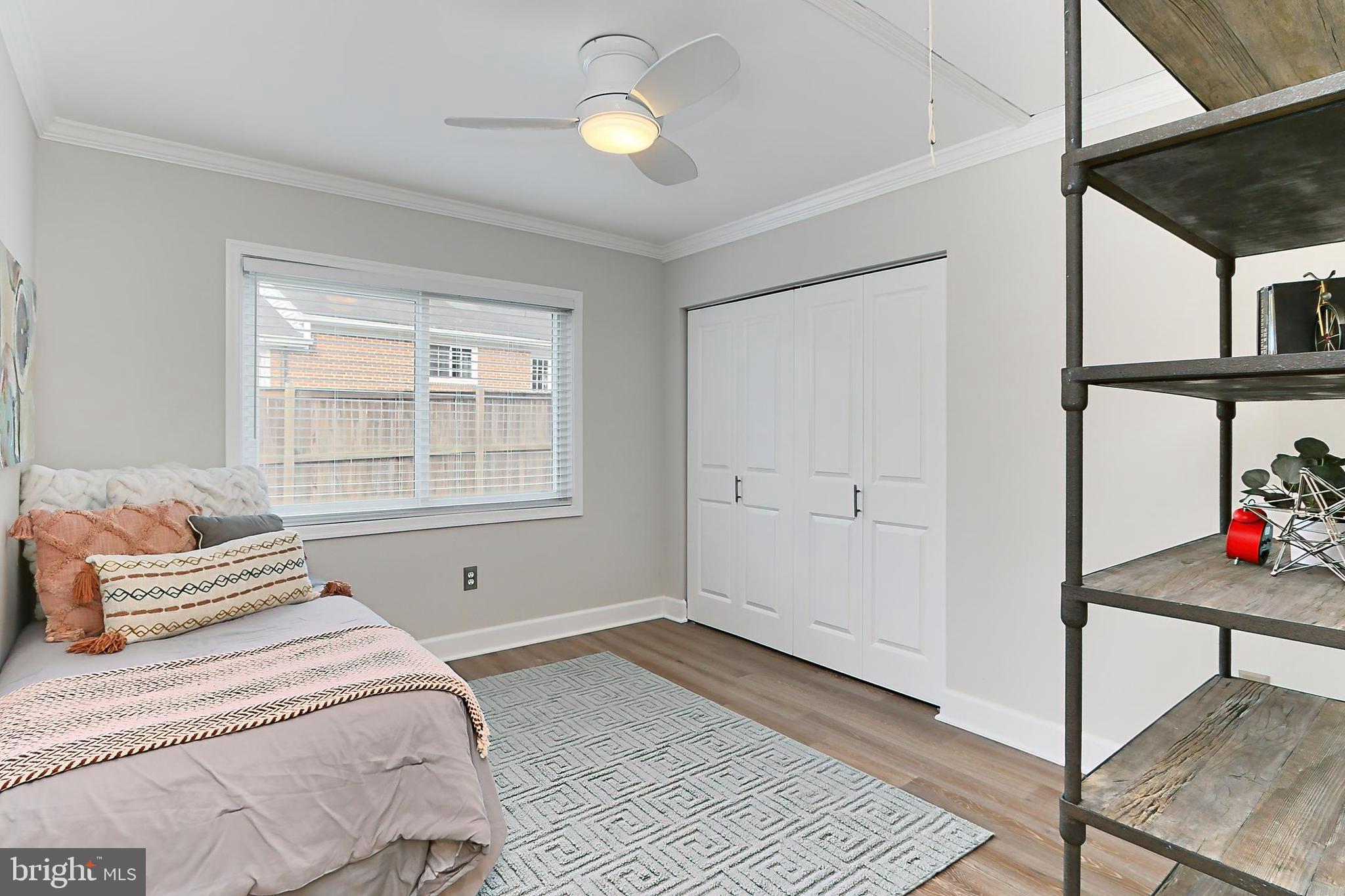 VALLEY BROOK - Residential