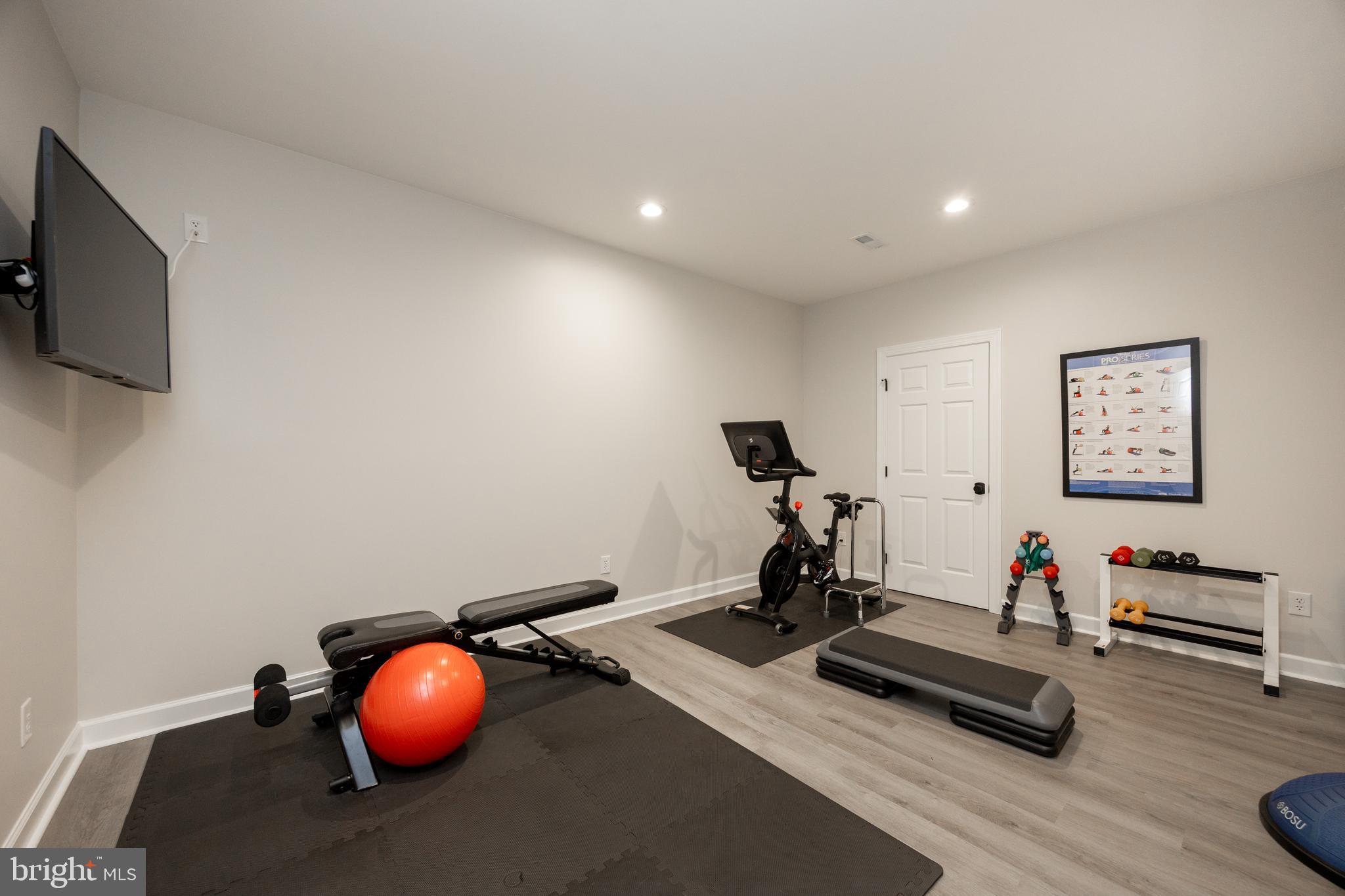 TATTERSALL - Residential