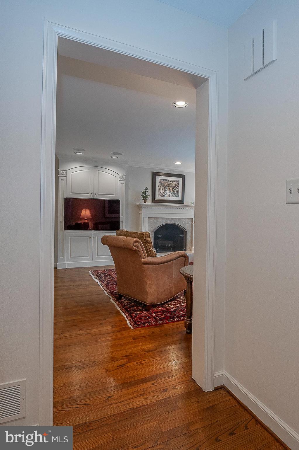 RAVENSCLIFF - Residential