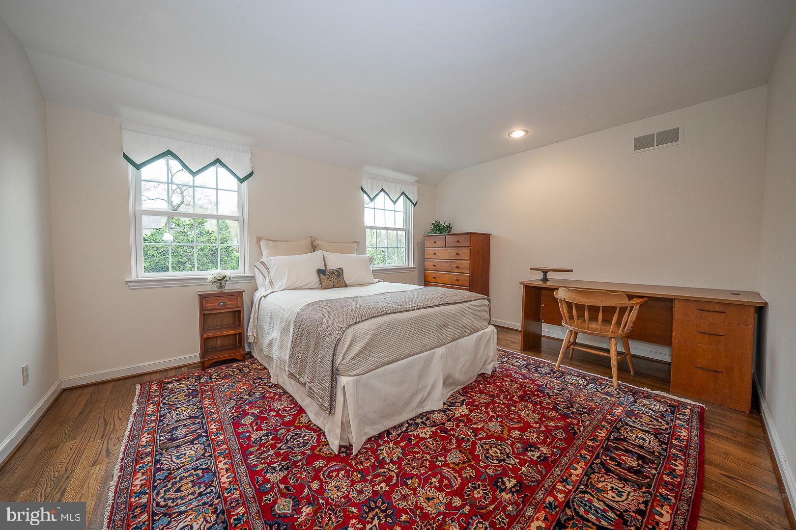 RAVENSCLIFF - Residential